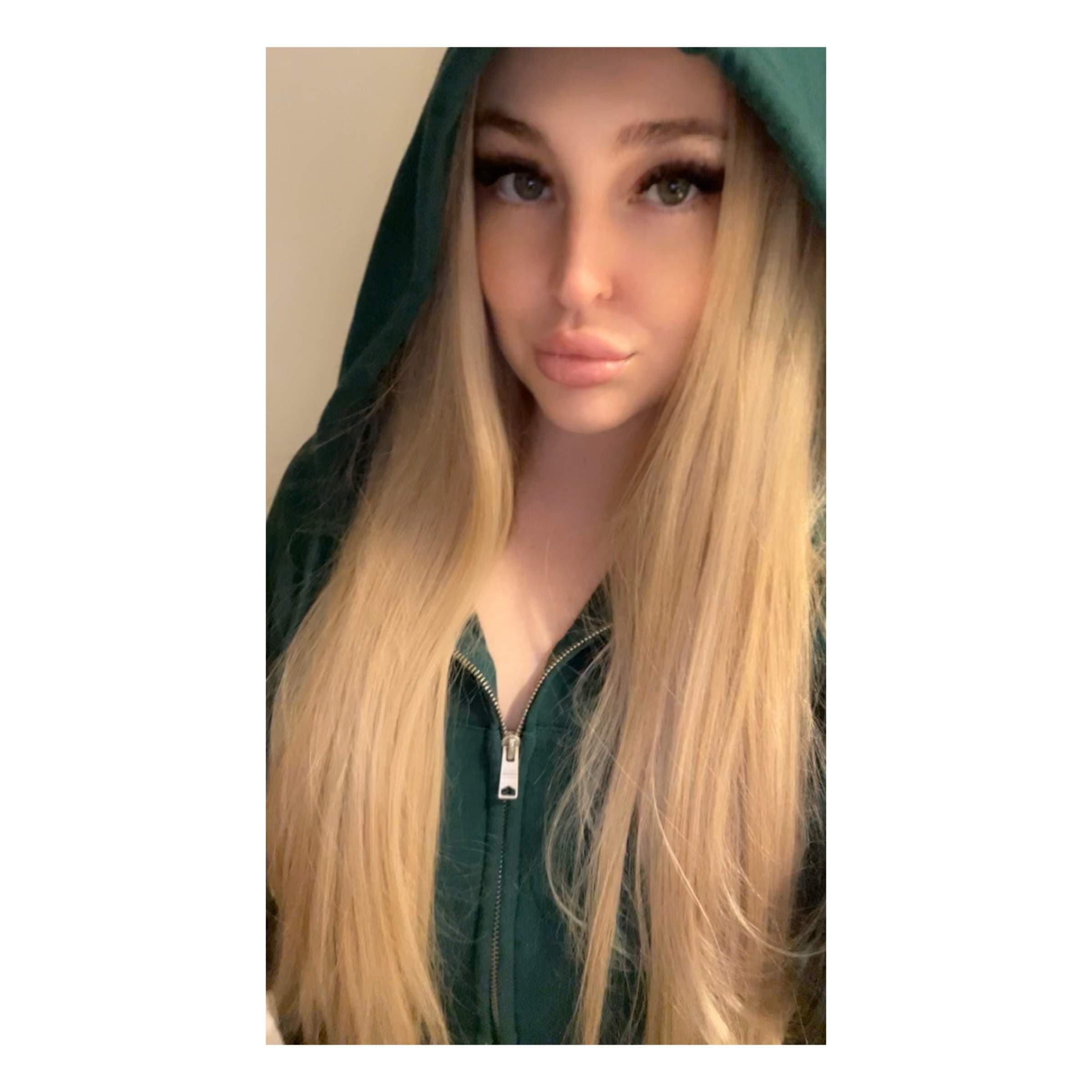 Bella 👅 Top 1%
