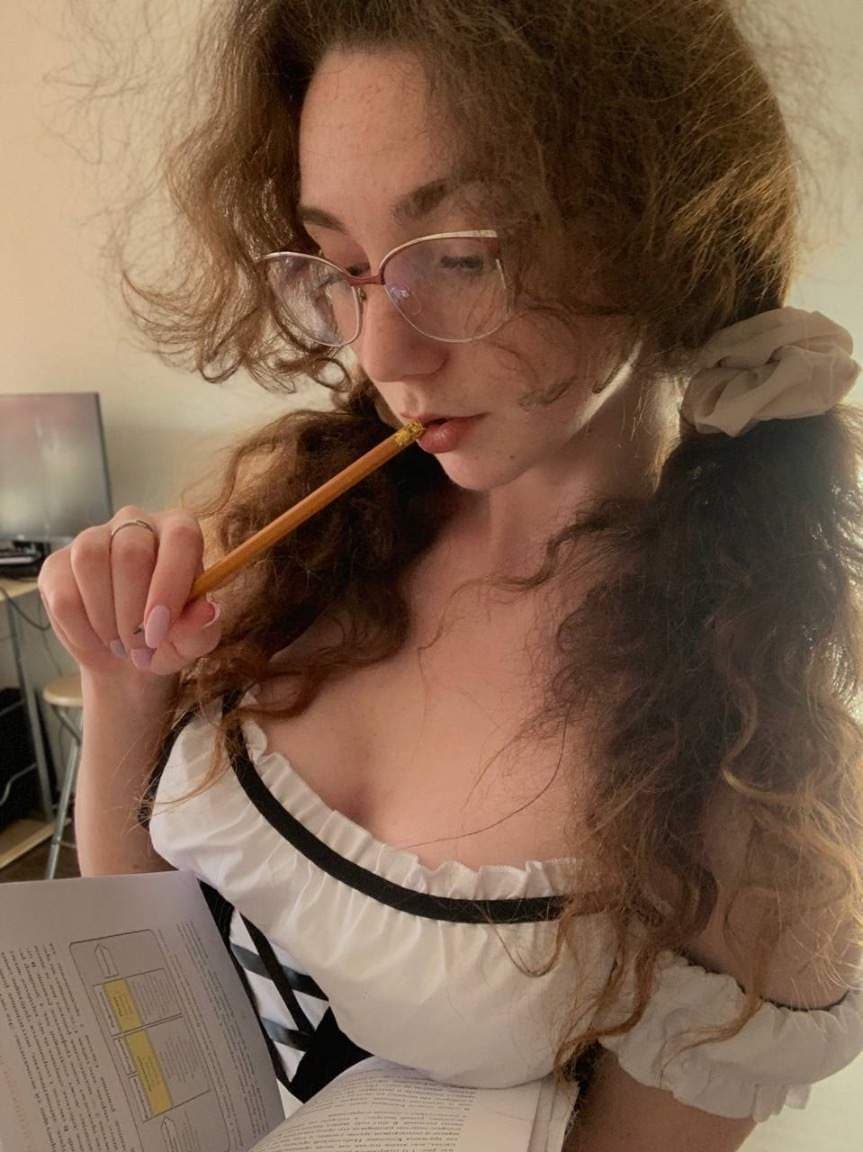 Lola 🧸 Bulgakova 📚