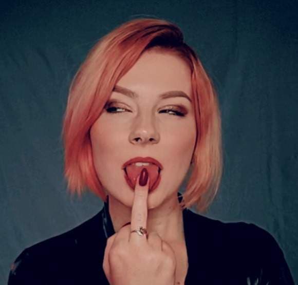 Dominatrix Viktoria