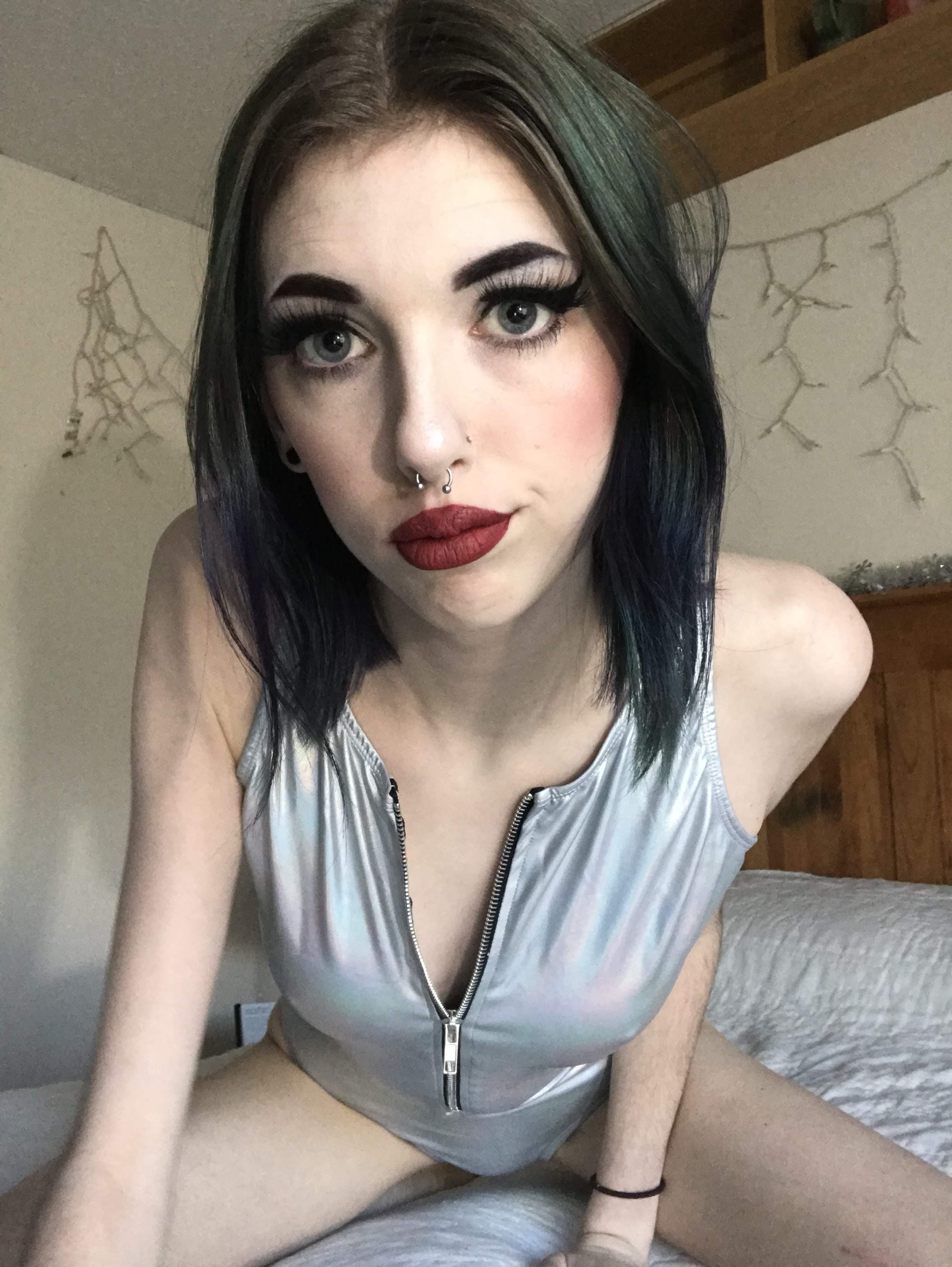 Astrid Raine