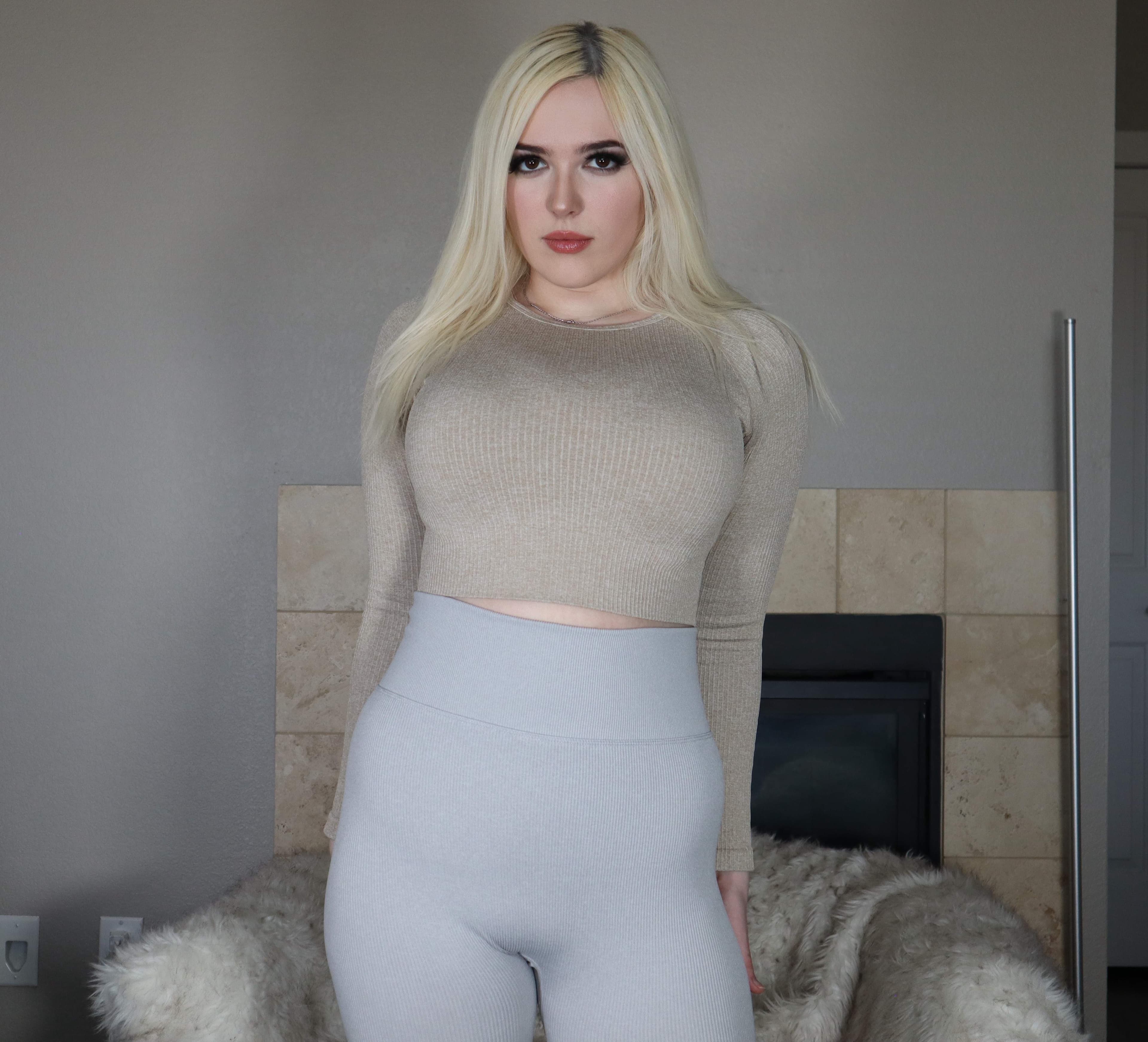 Goddess Ivy Grey