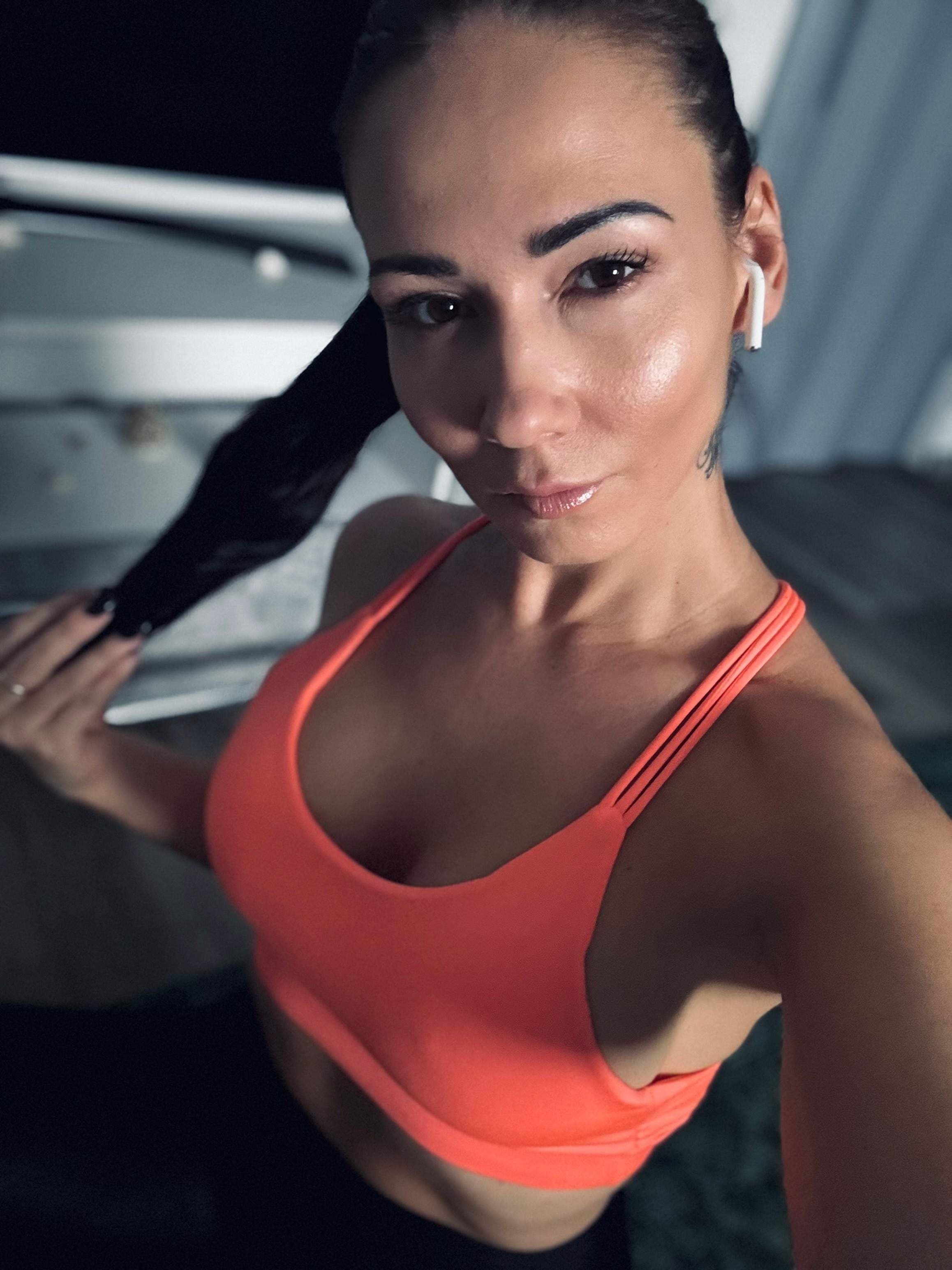 coupleshow69