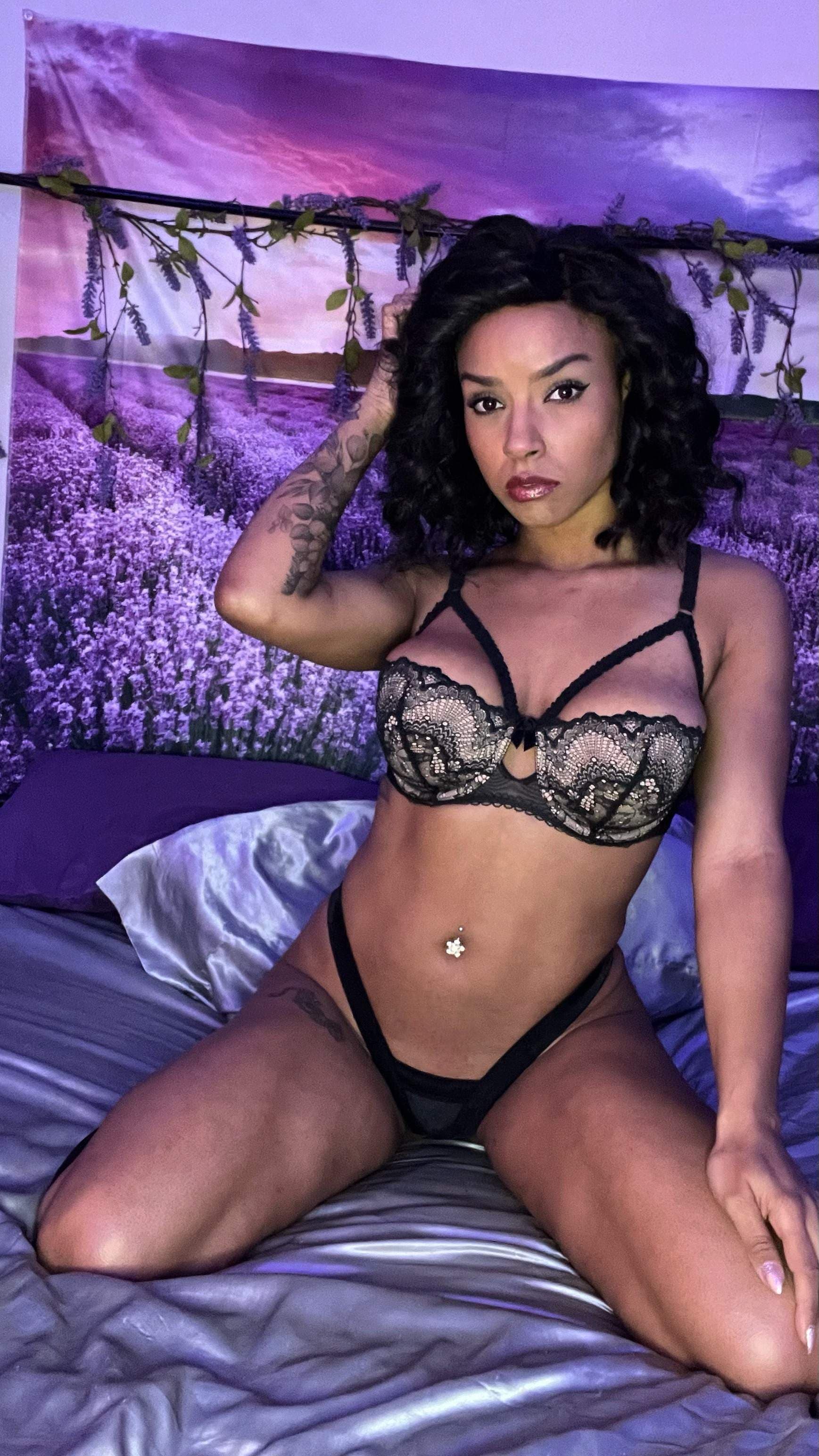 Charlee Sweet 🍯
