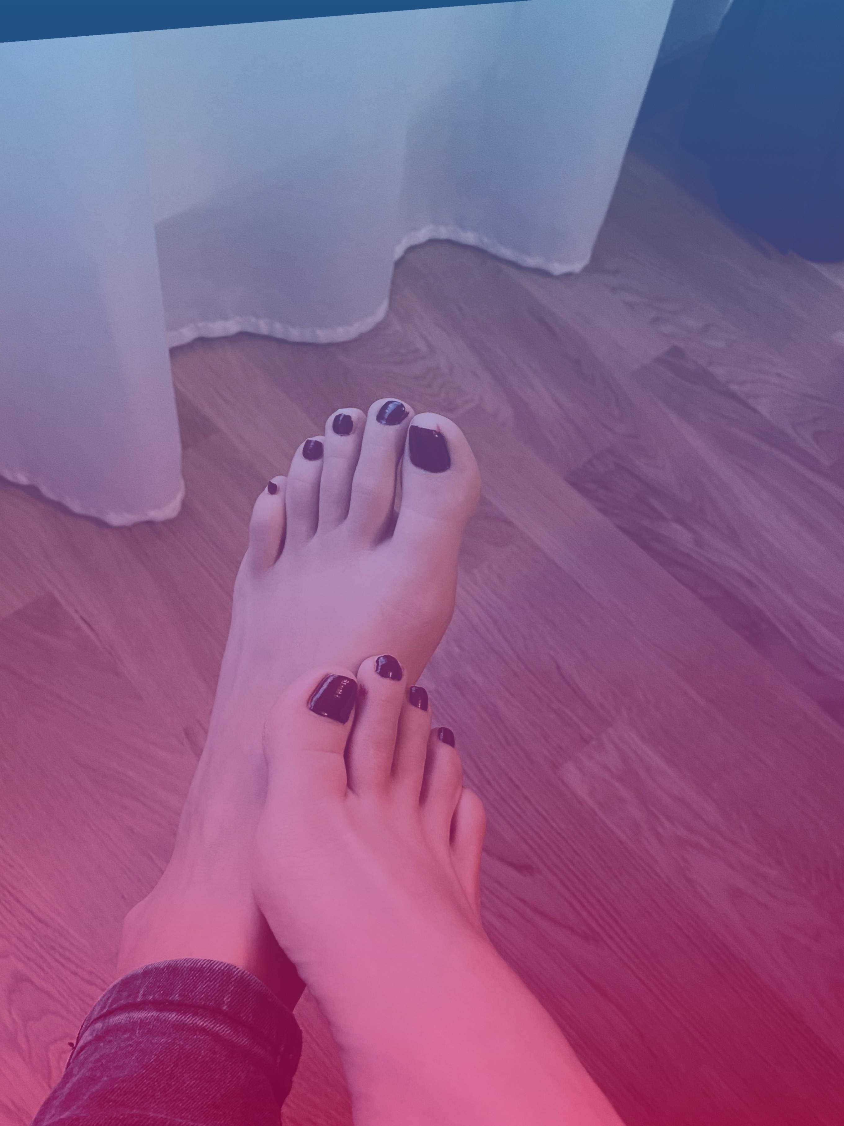 Anns pleasure - let me feet your desire