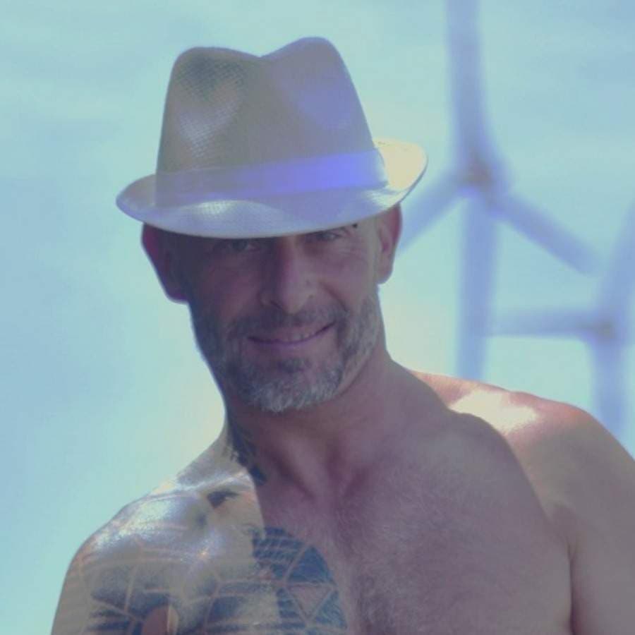 Andy Sebastian M.