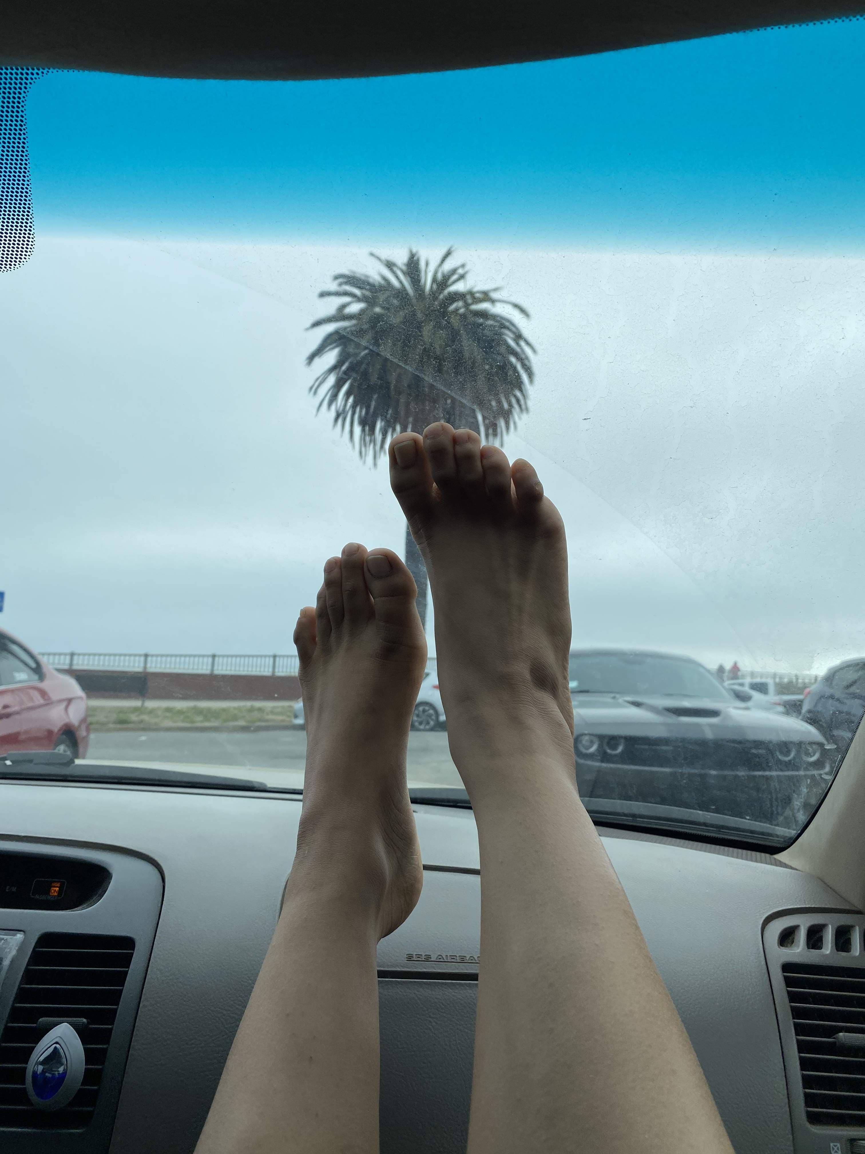 Feet.pics