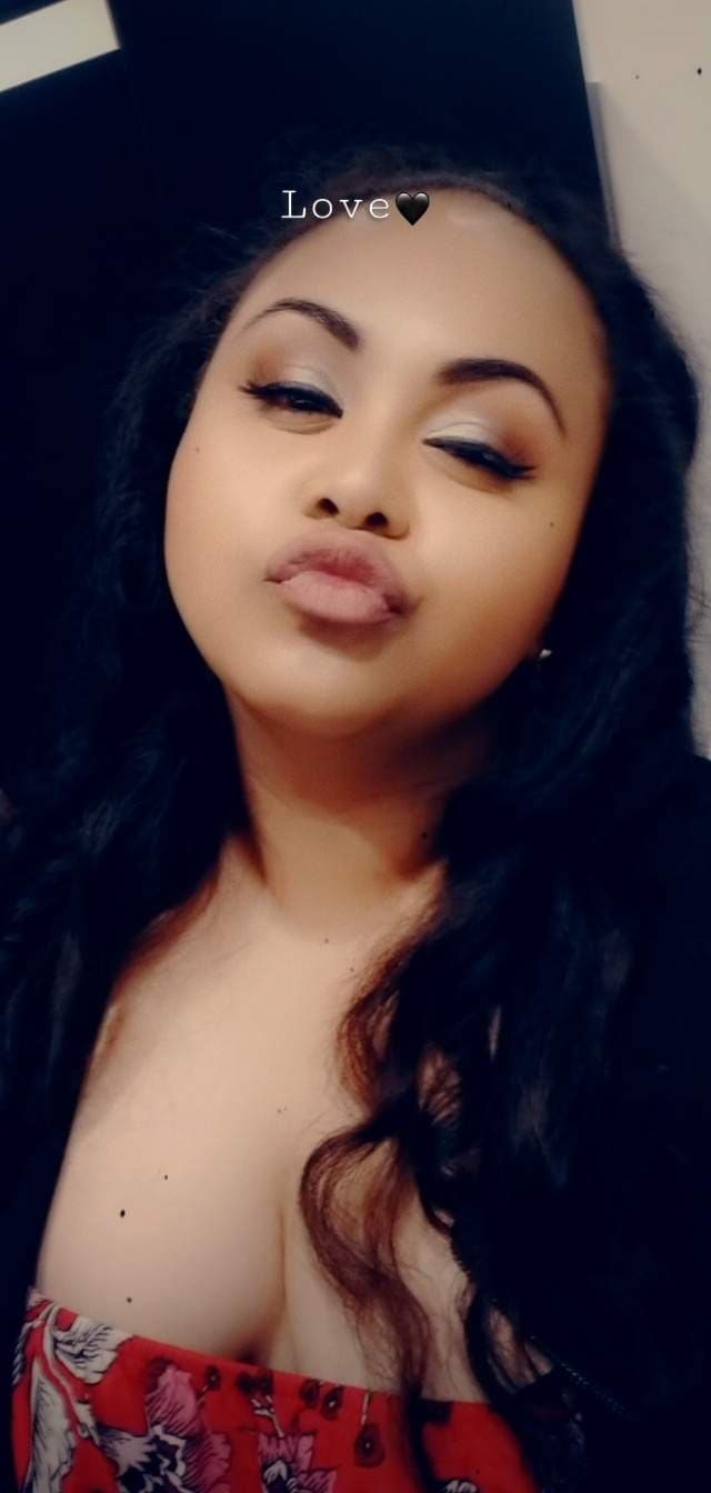 NSFW BWW 🐝 Miss Piggy
