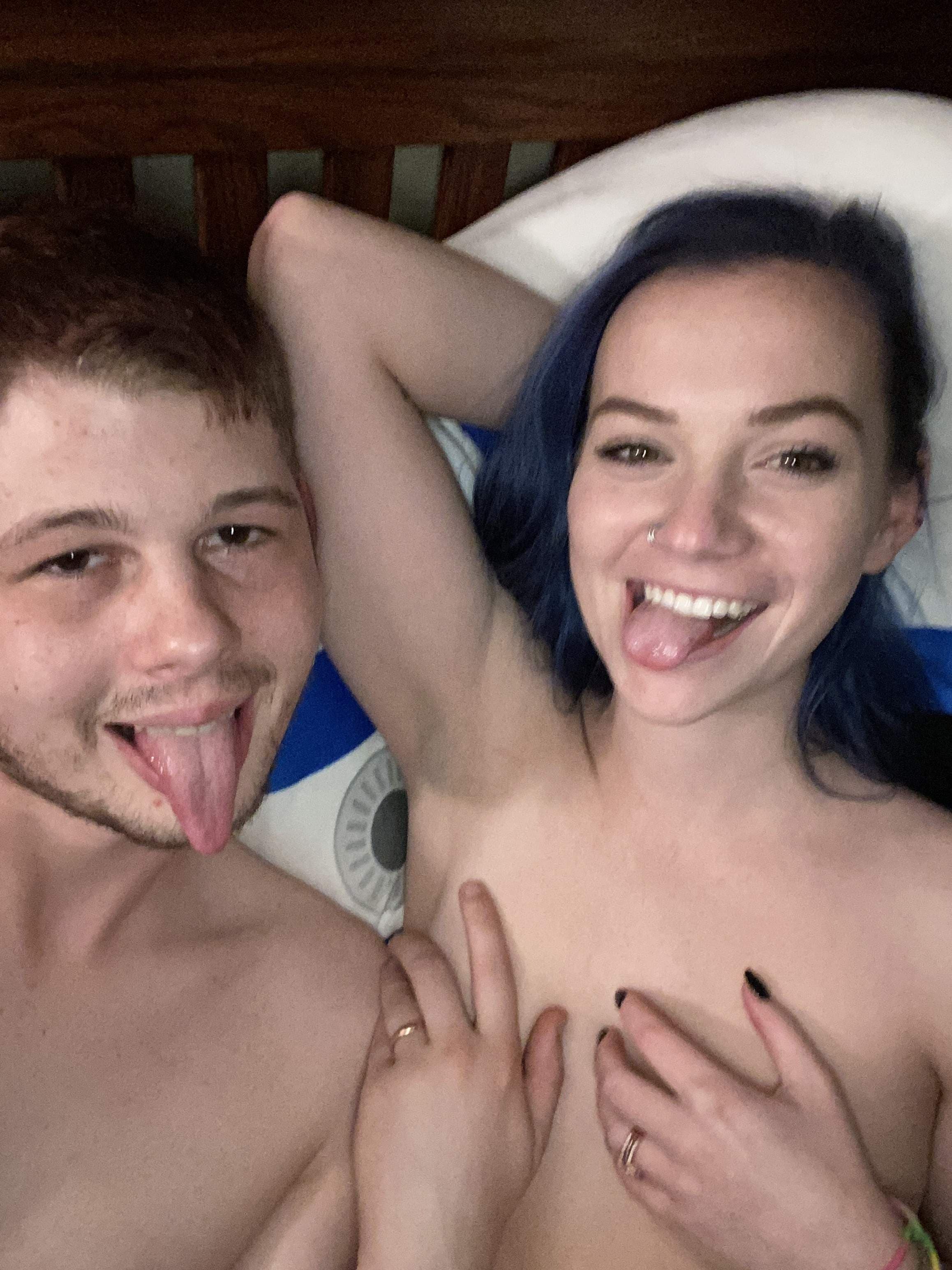 Adam & Lena Free ☮️🍑🍆🙈