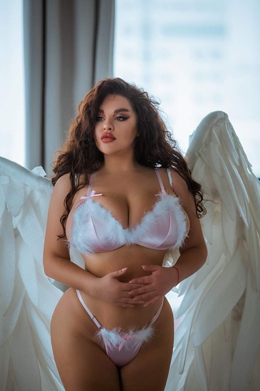 Anna Sivona 👑