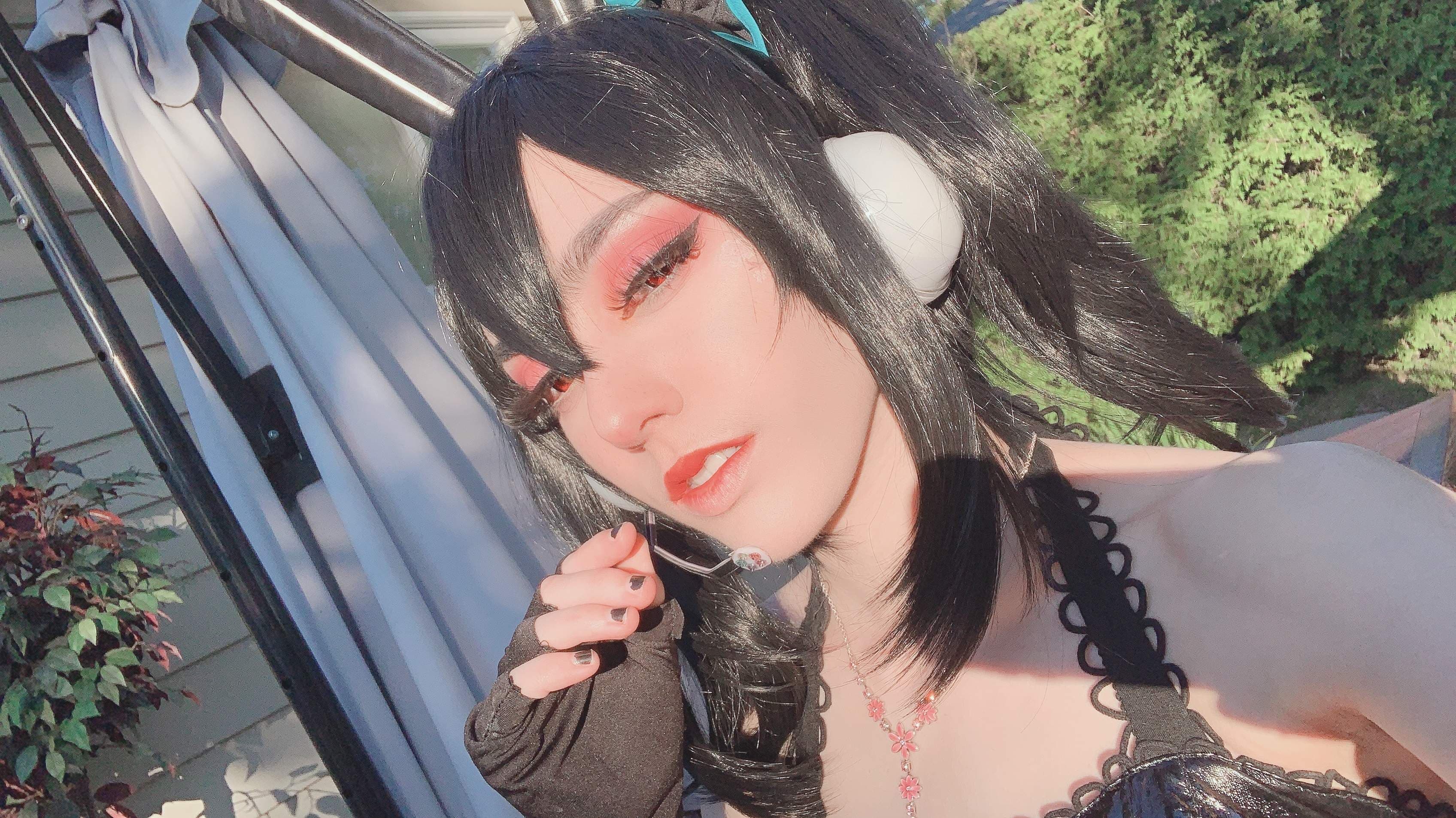 🍑 Comely 💋