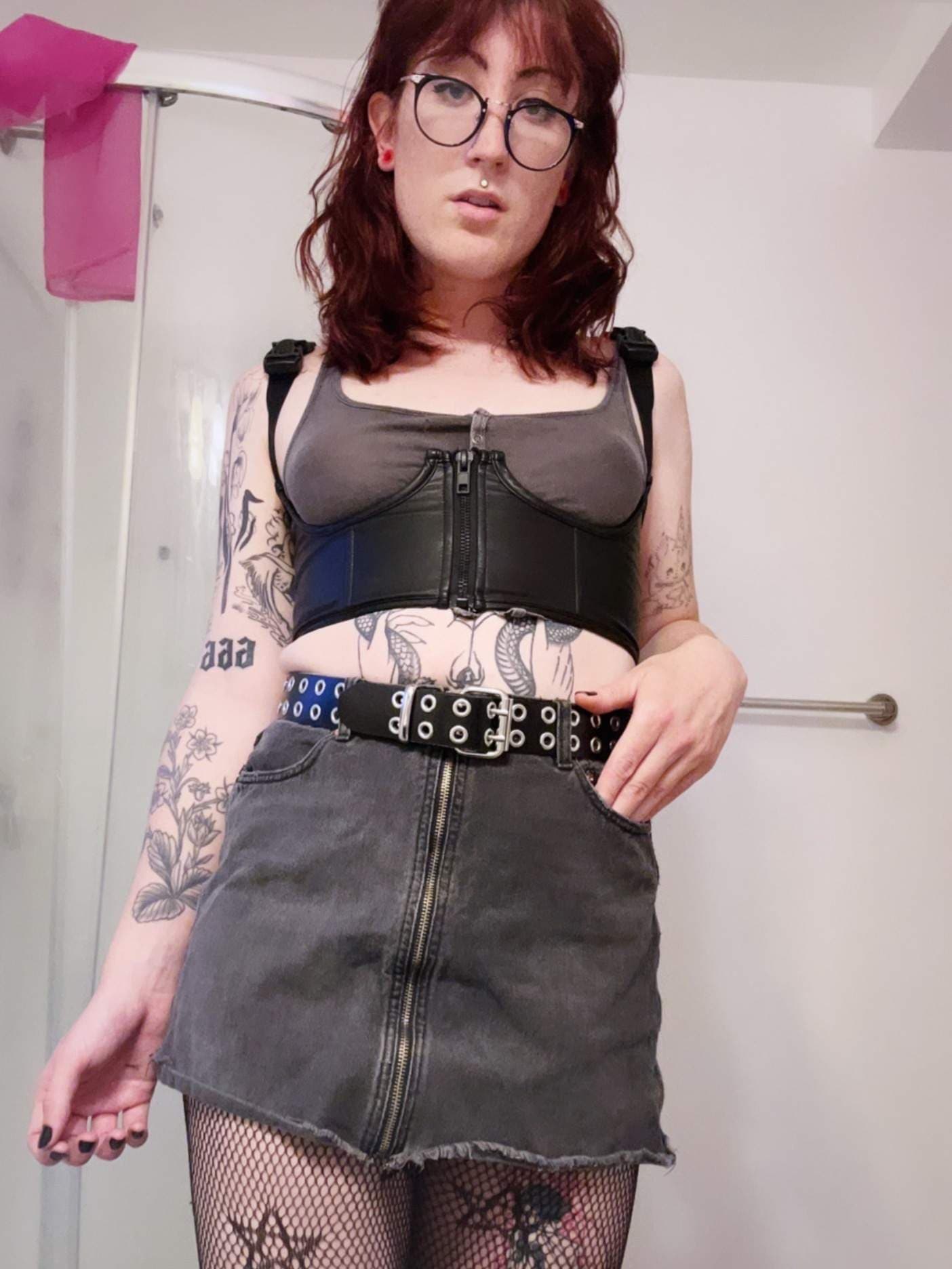 Fia Foxglove 🖤🦊