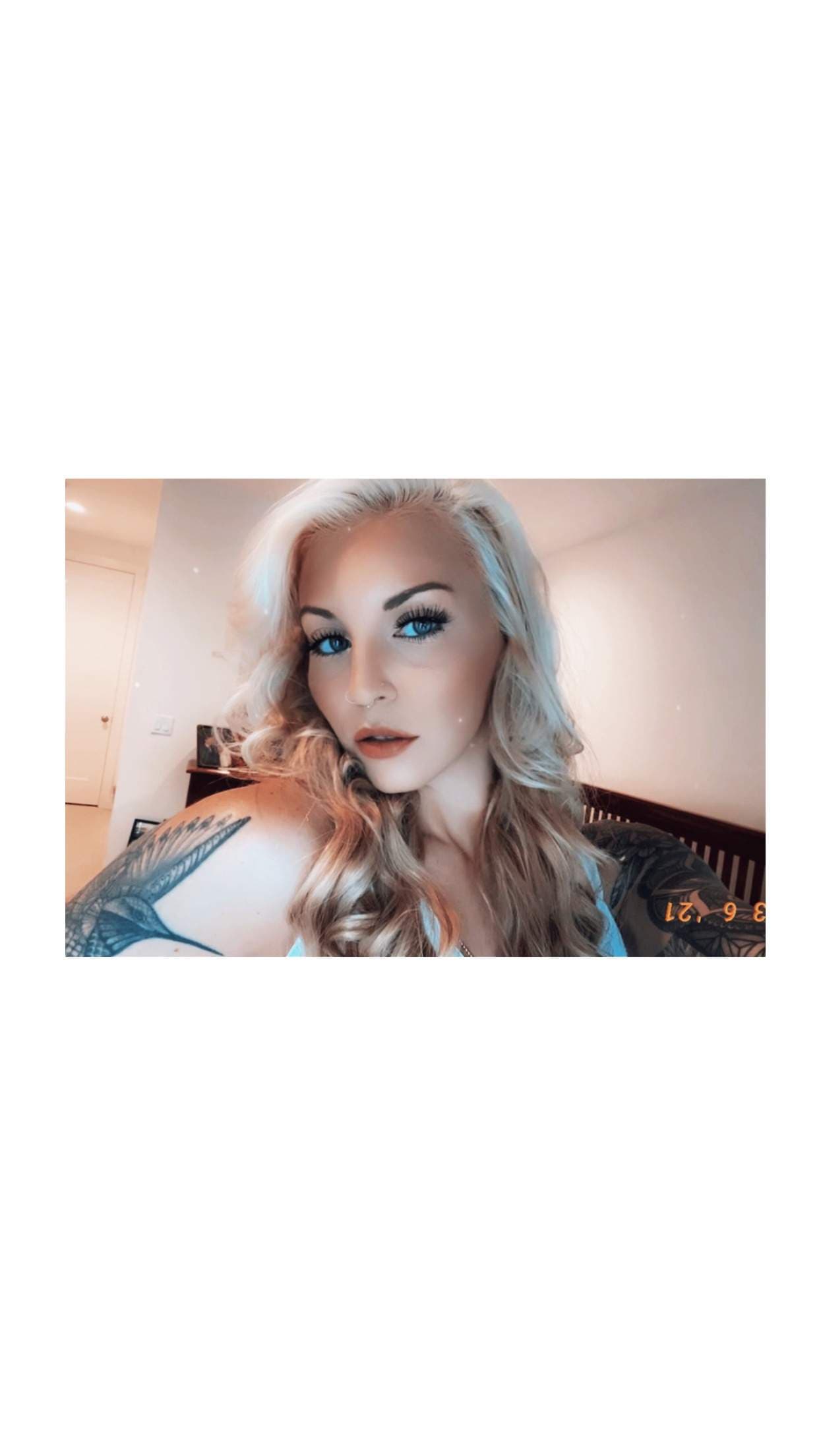 The pretty bitch