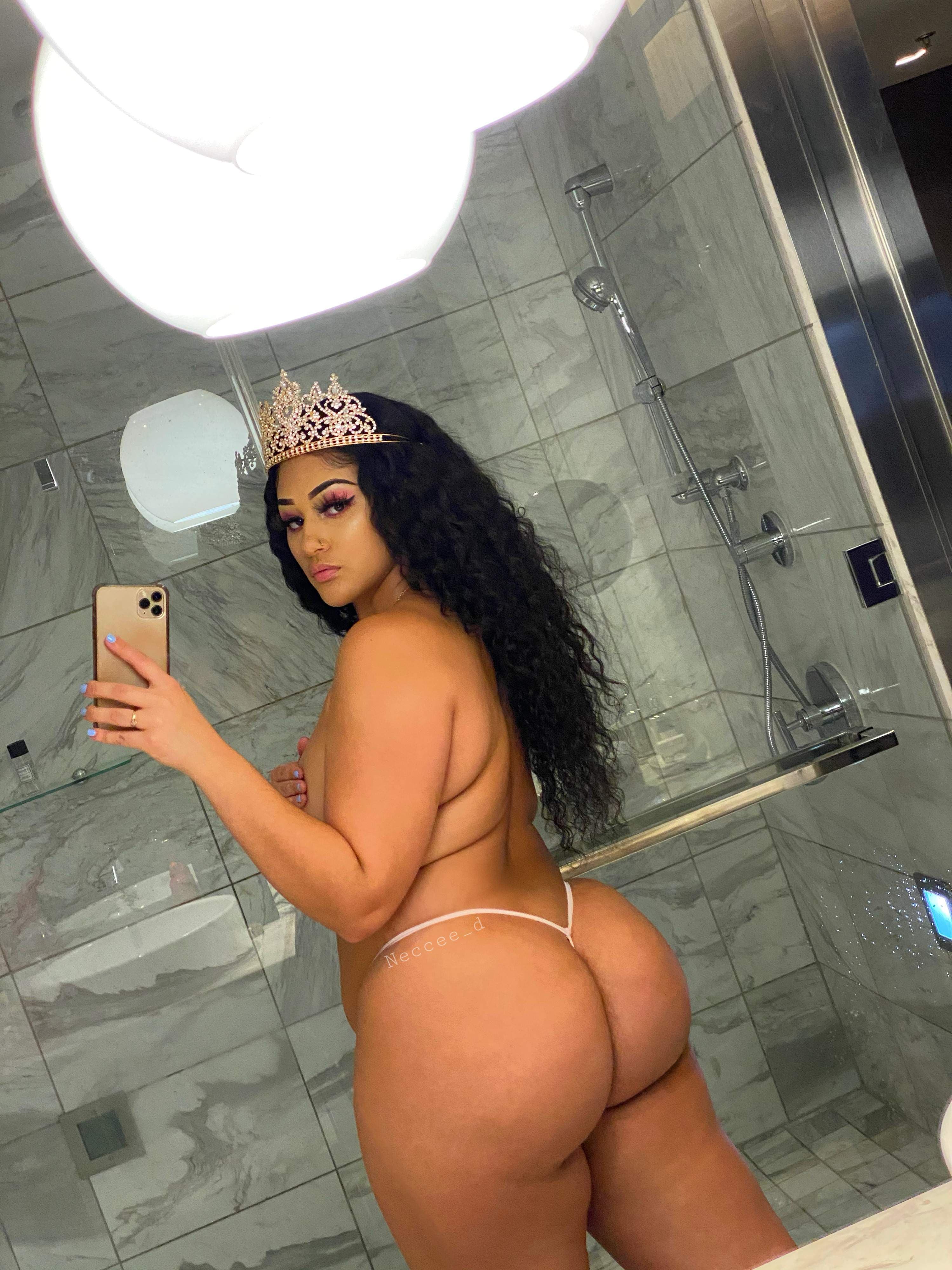 sweet temptation 🥵