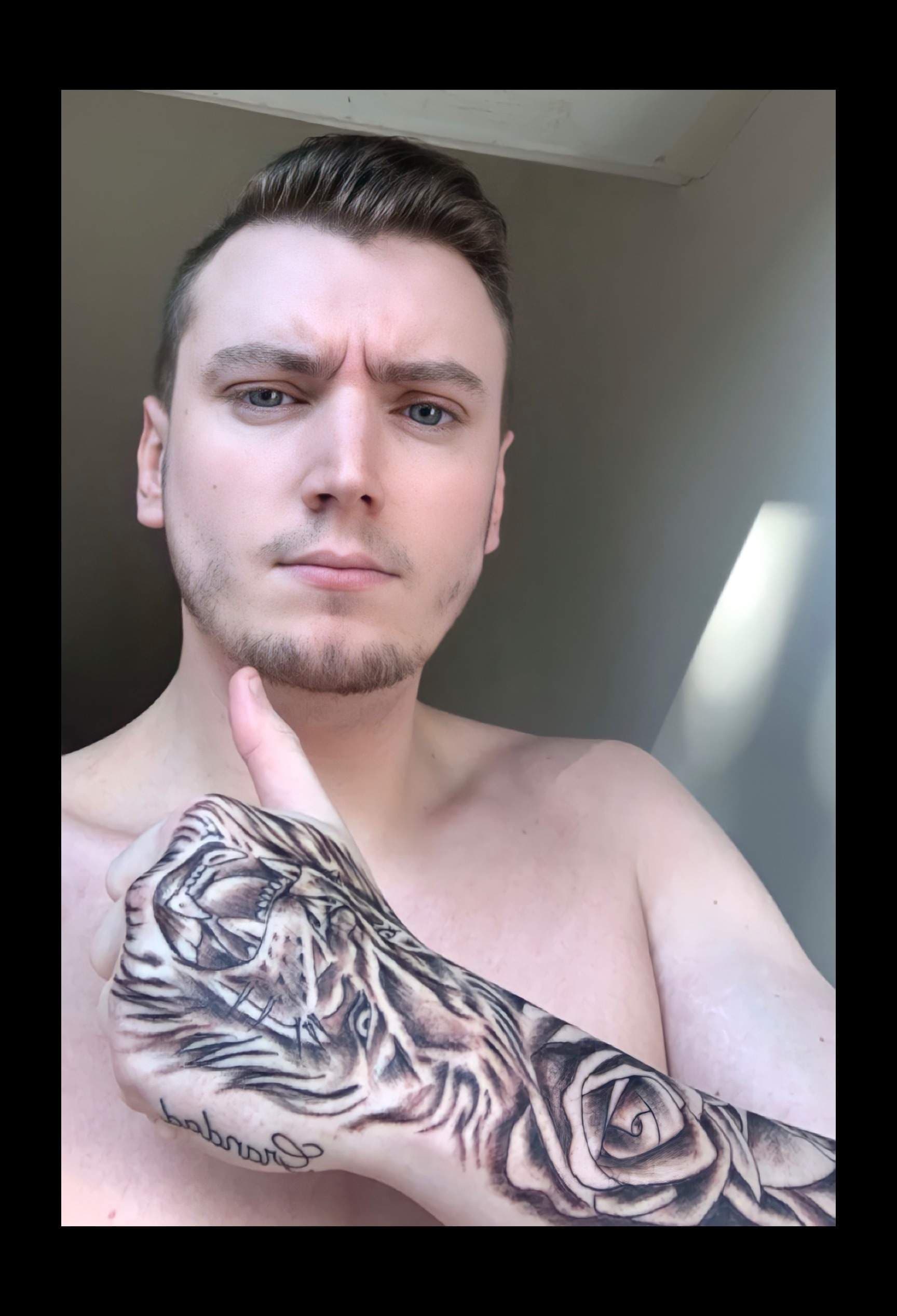 Tattoo Twink Top 🔥