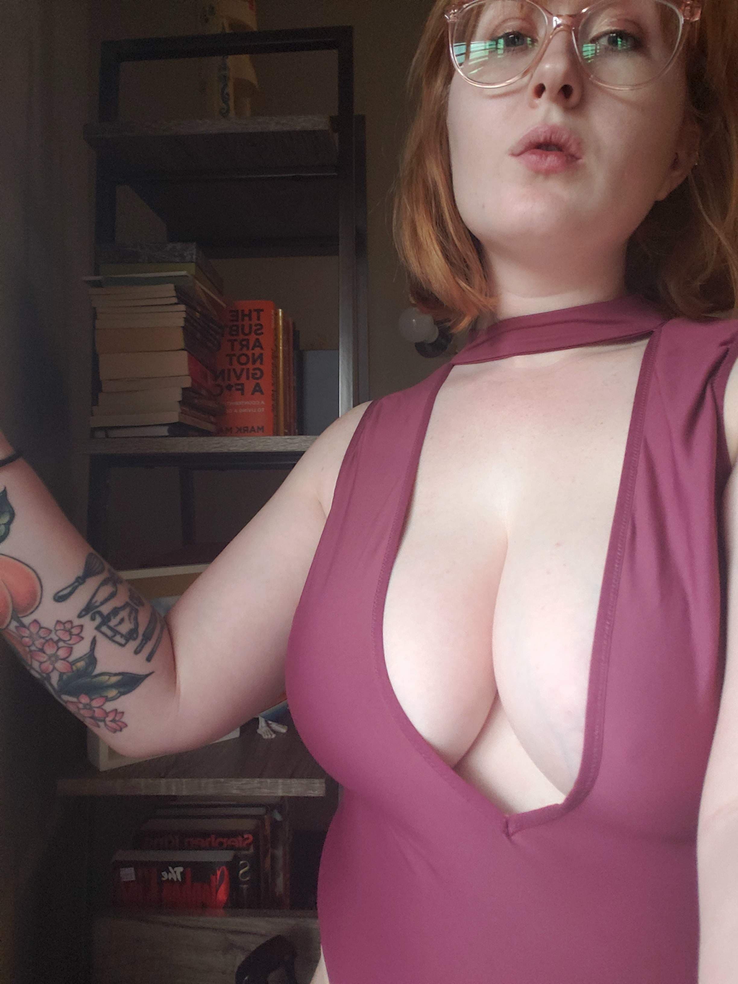 FoxyPeaches