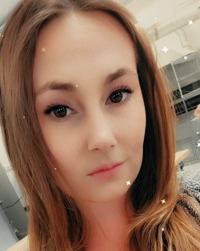 A.💜