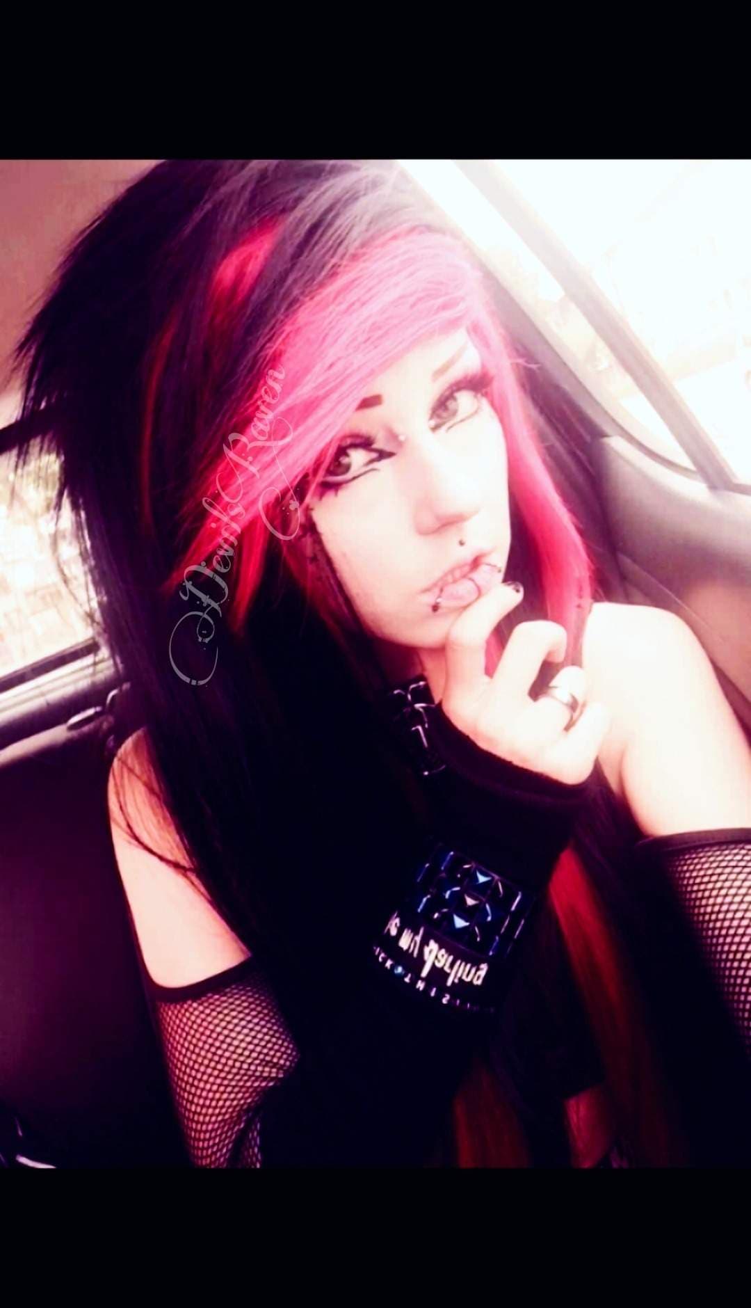 .* ~ DevilsRaven ~ *. 🎀🖤