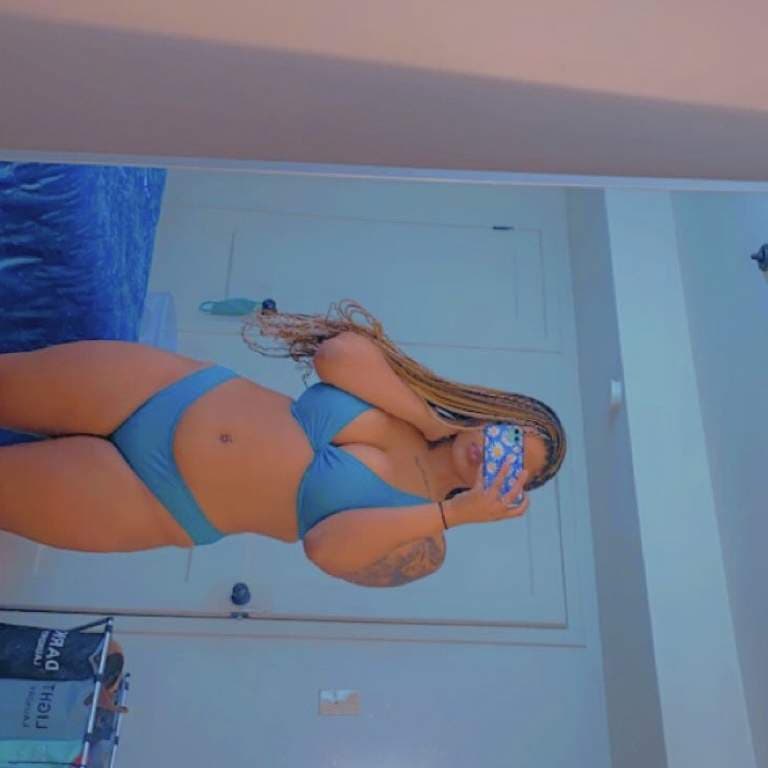 S 🧚🏽‍♀️A R