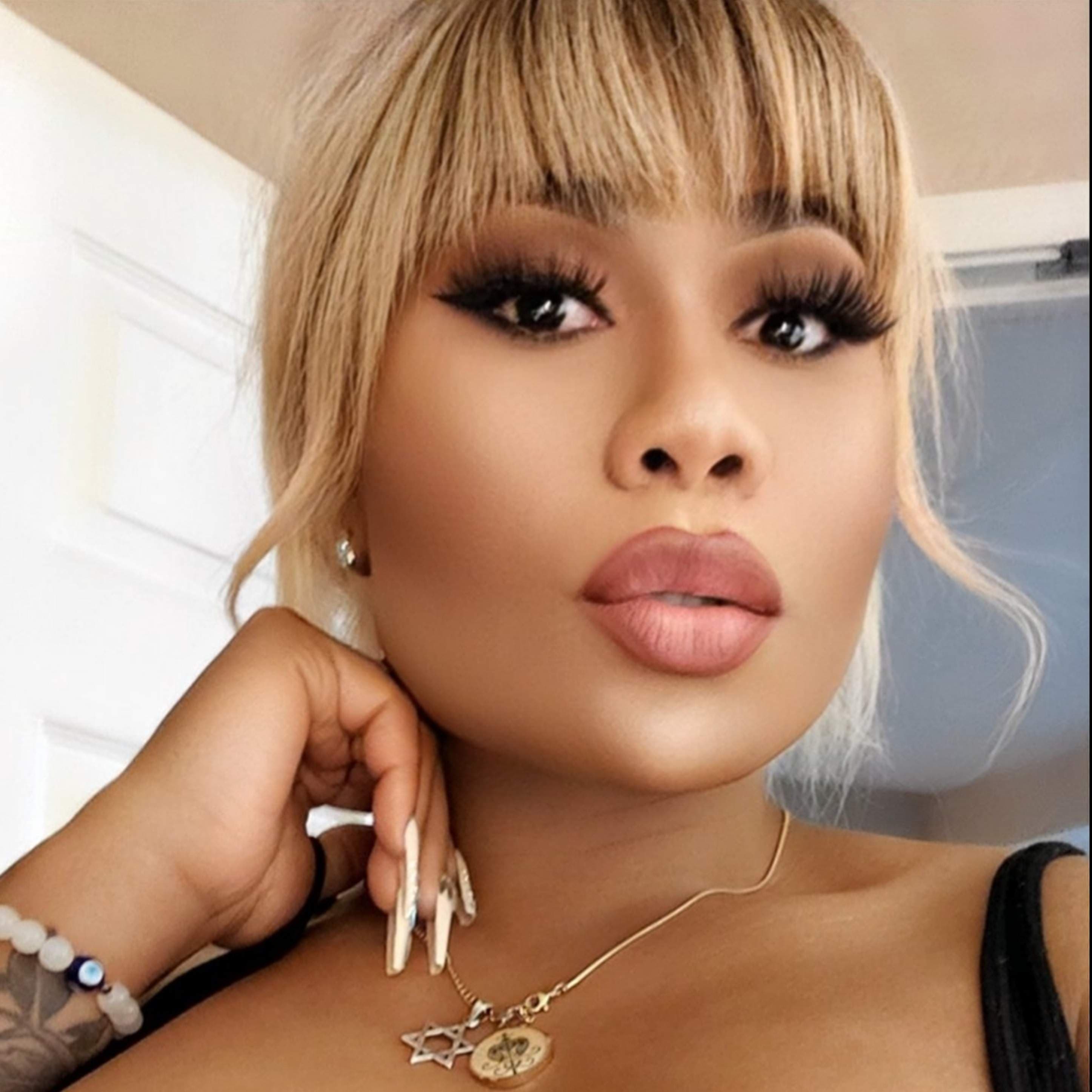 👑Ts Amber Kane👑 The Kinky Barbie Doll