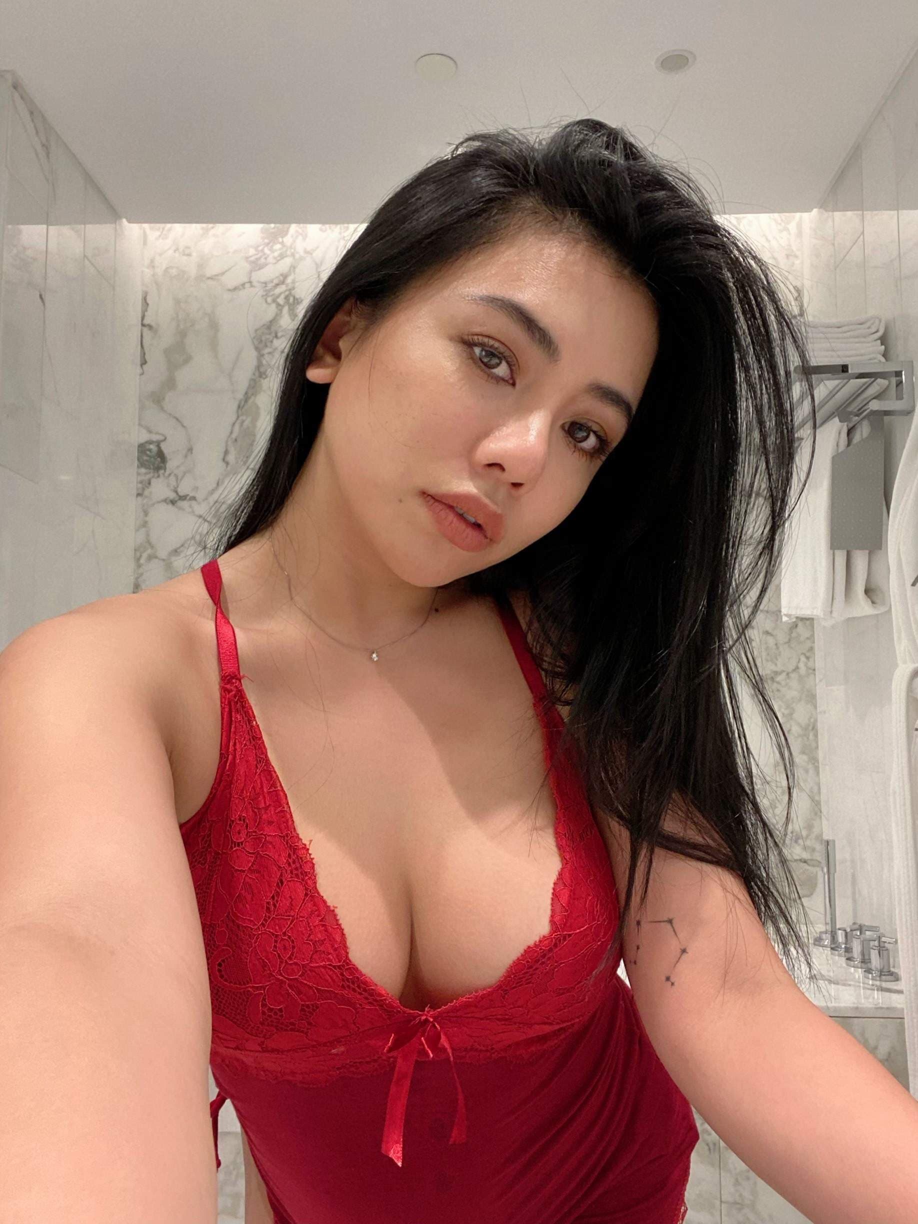 Mei Matsumoto 松本メイ