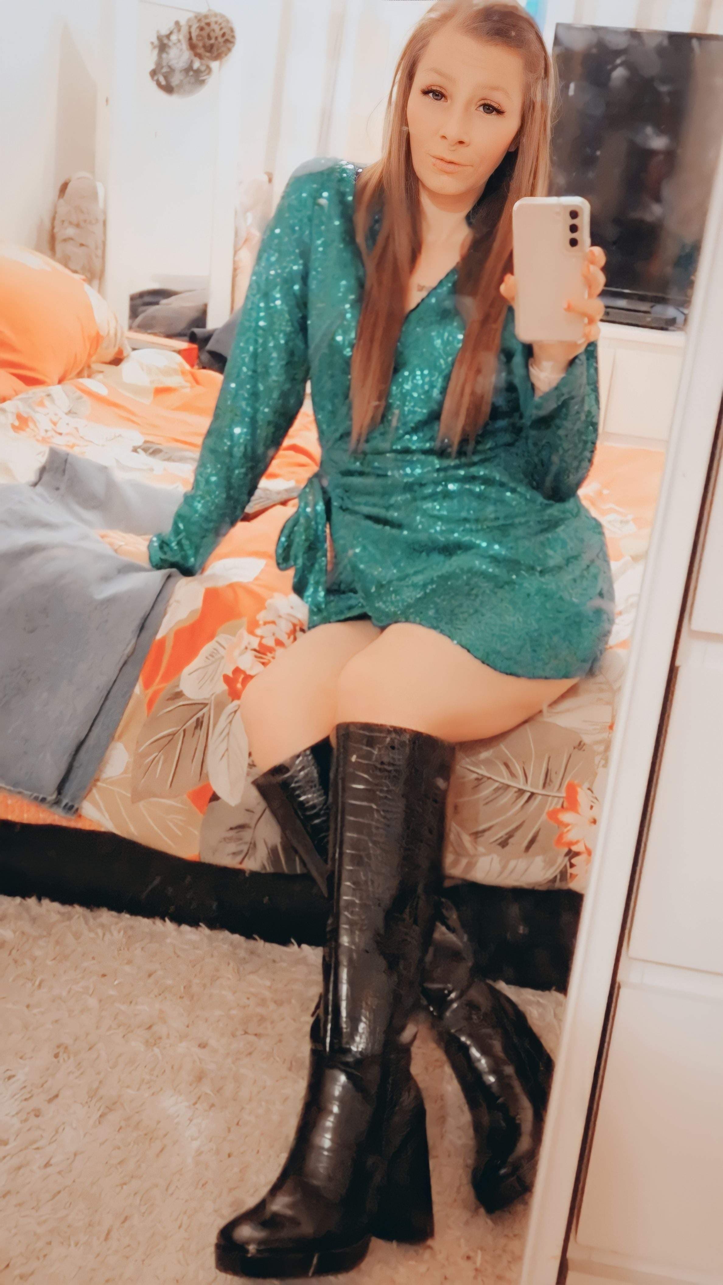 Alexa_Grace