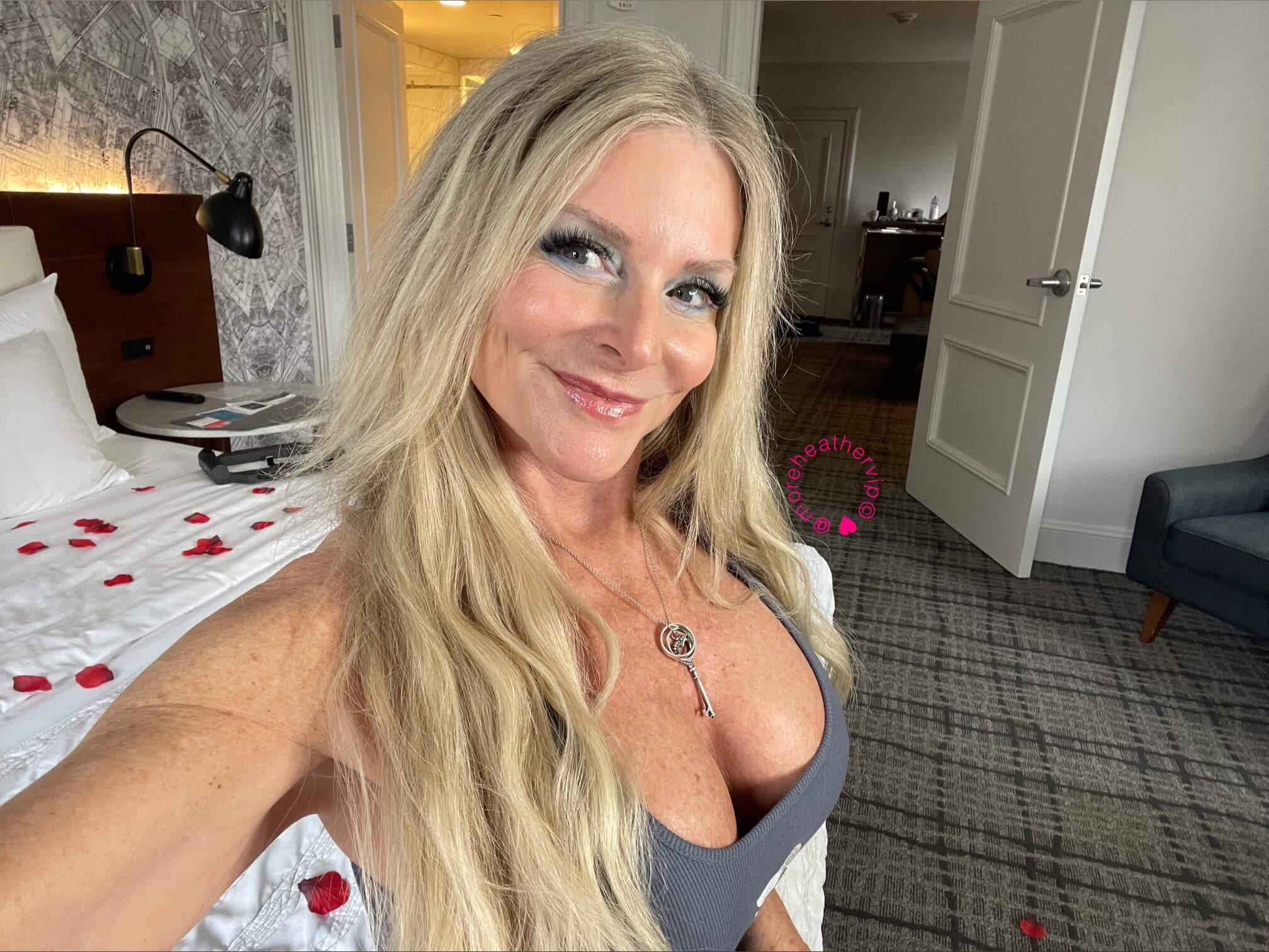 😻More Heather VIP