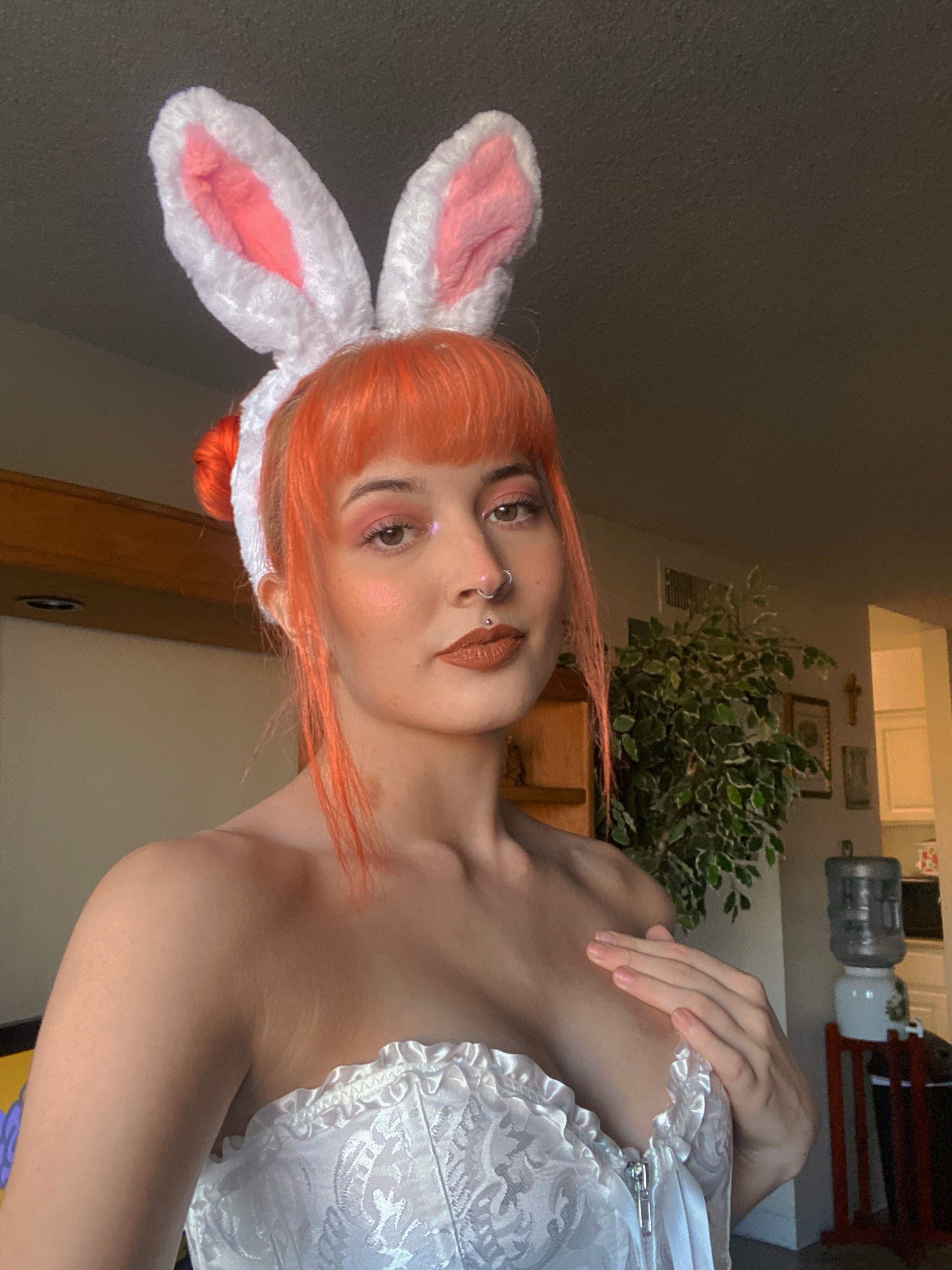 Aphrodite Dove