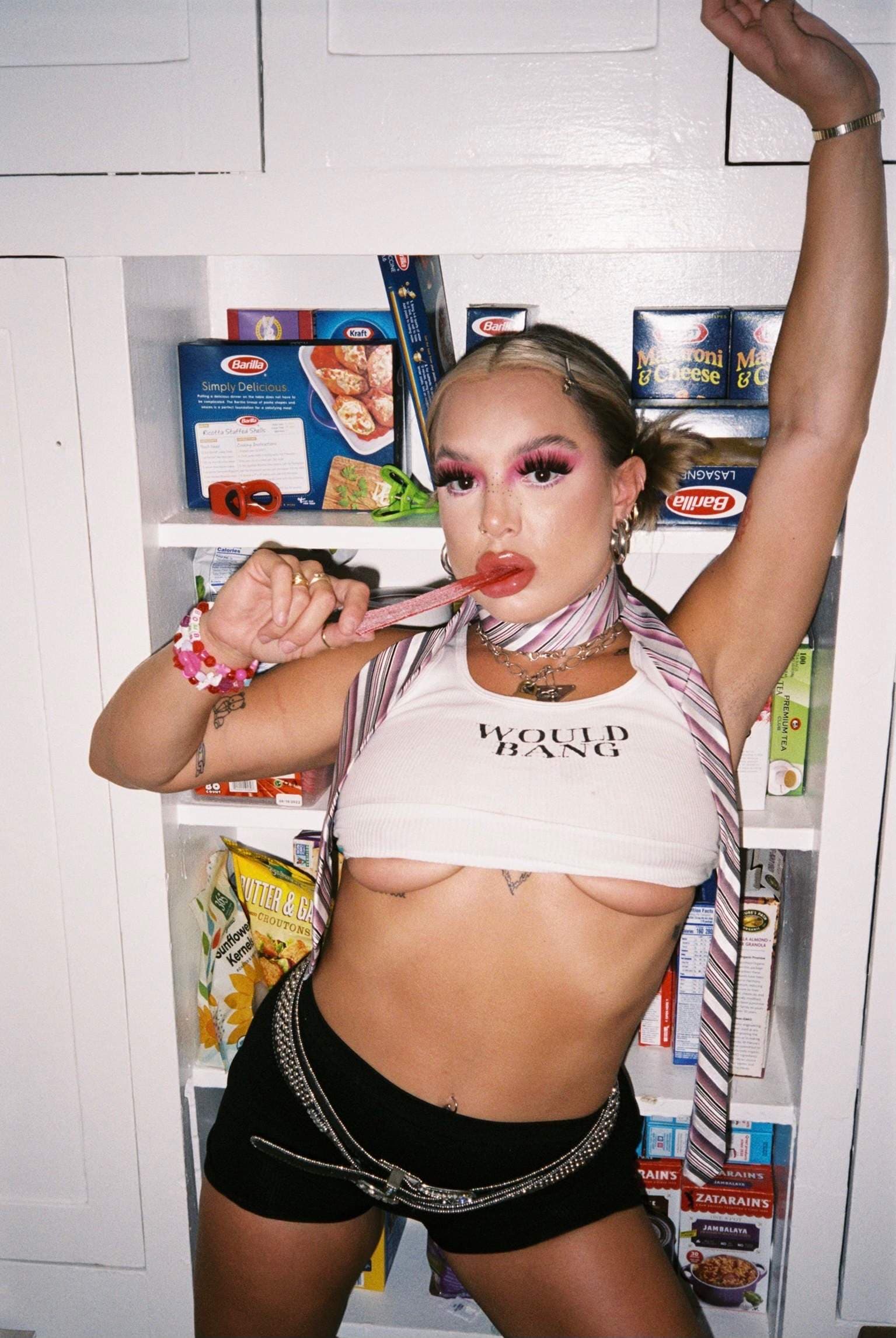 MIMI MONET