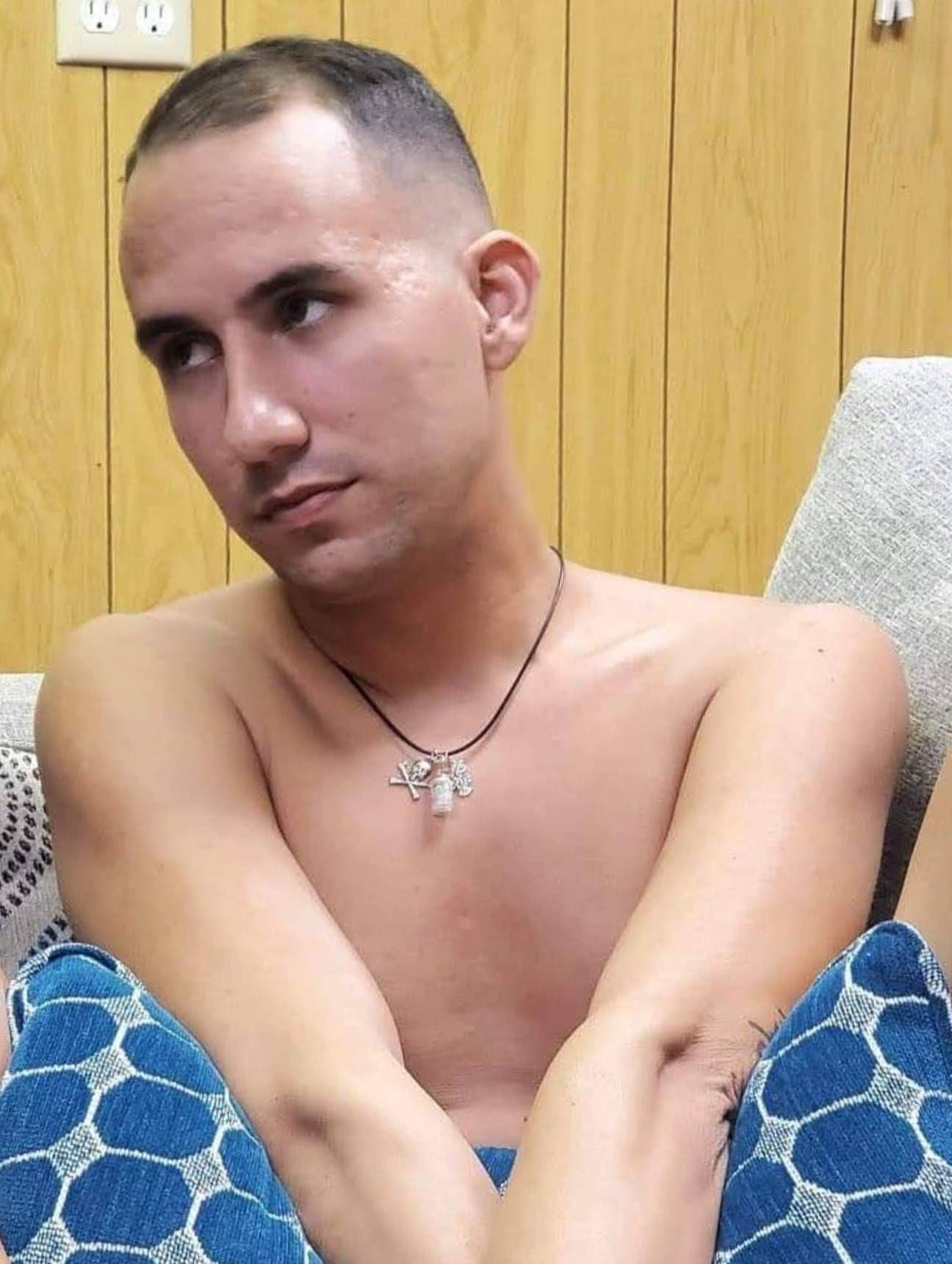 Naked gamer
