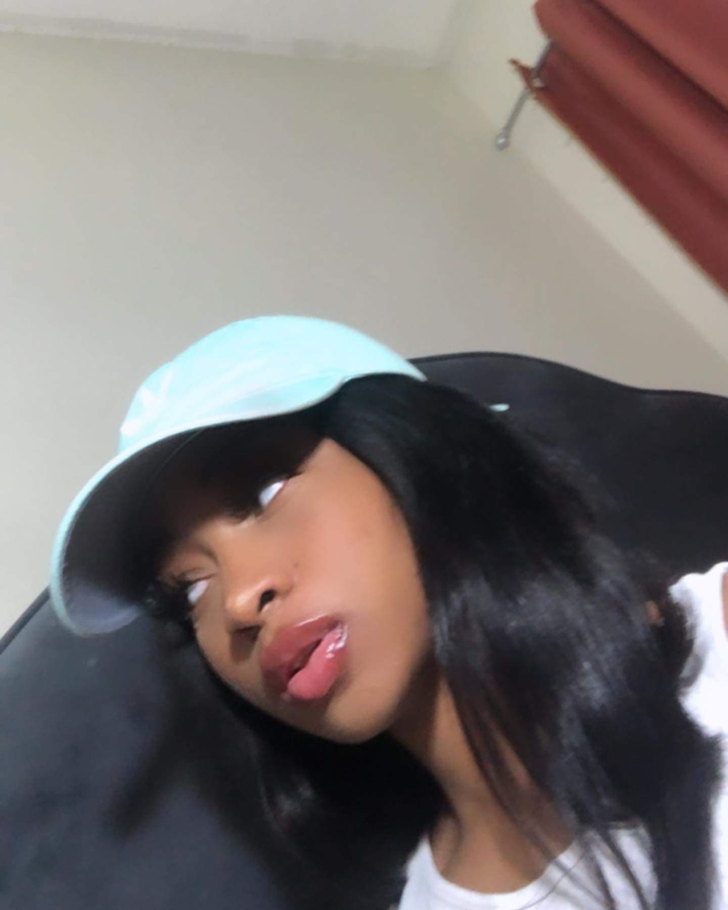 Ari L