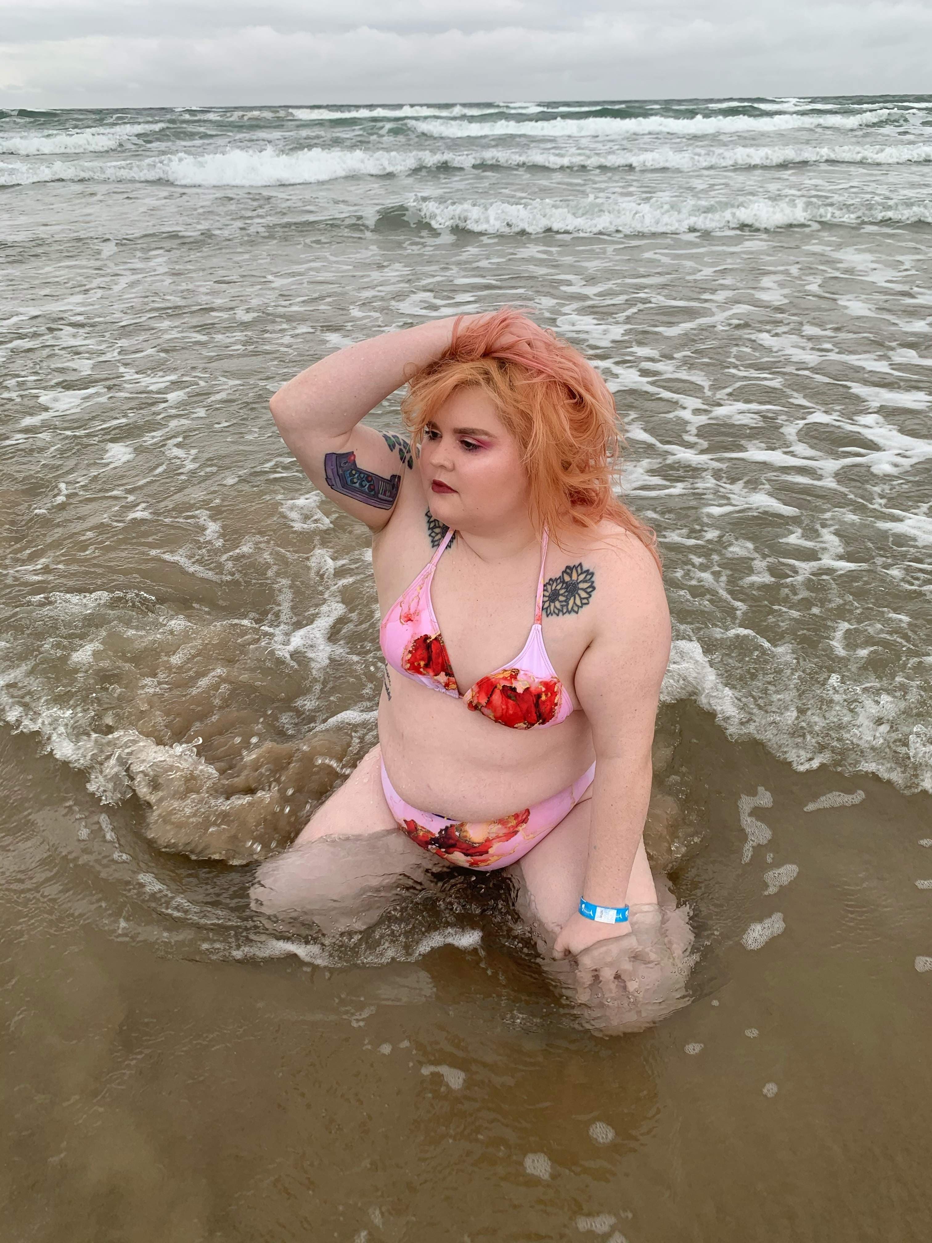 🎮PIERCED COSPLAYING BBW✨