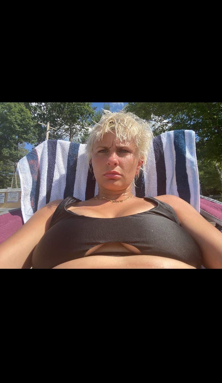 bee douglas
