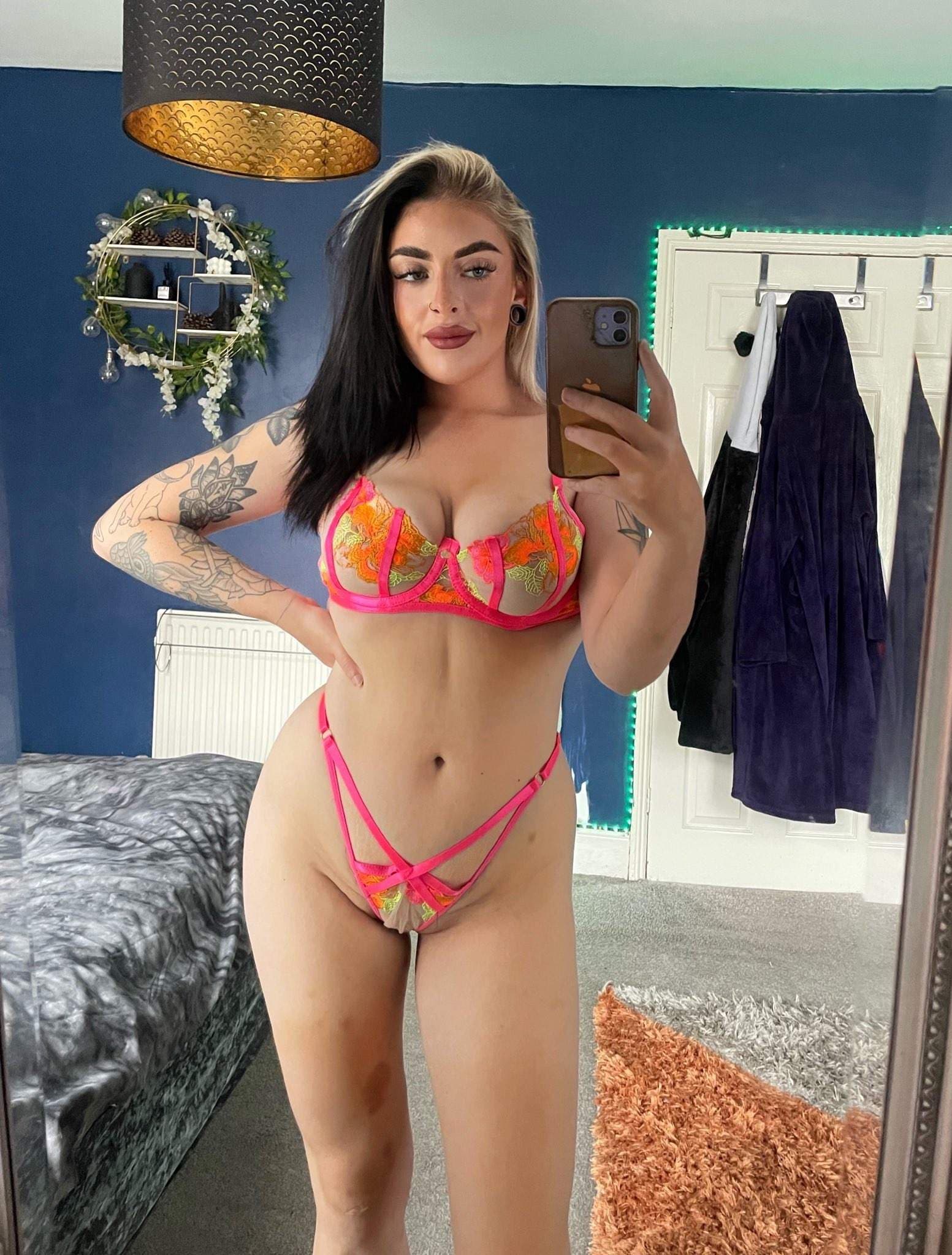 Lilly Knoxx