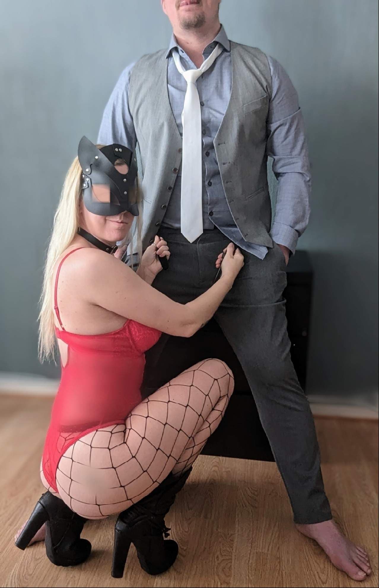 Mr&Mrs_Curious