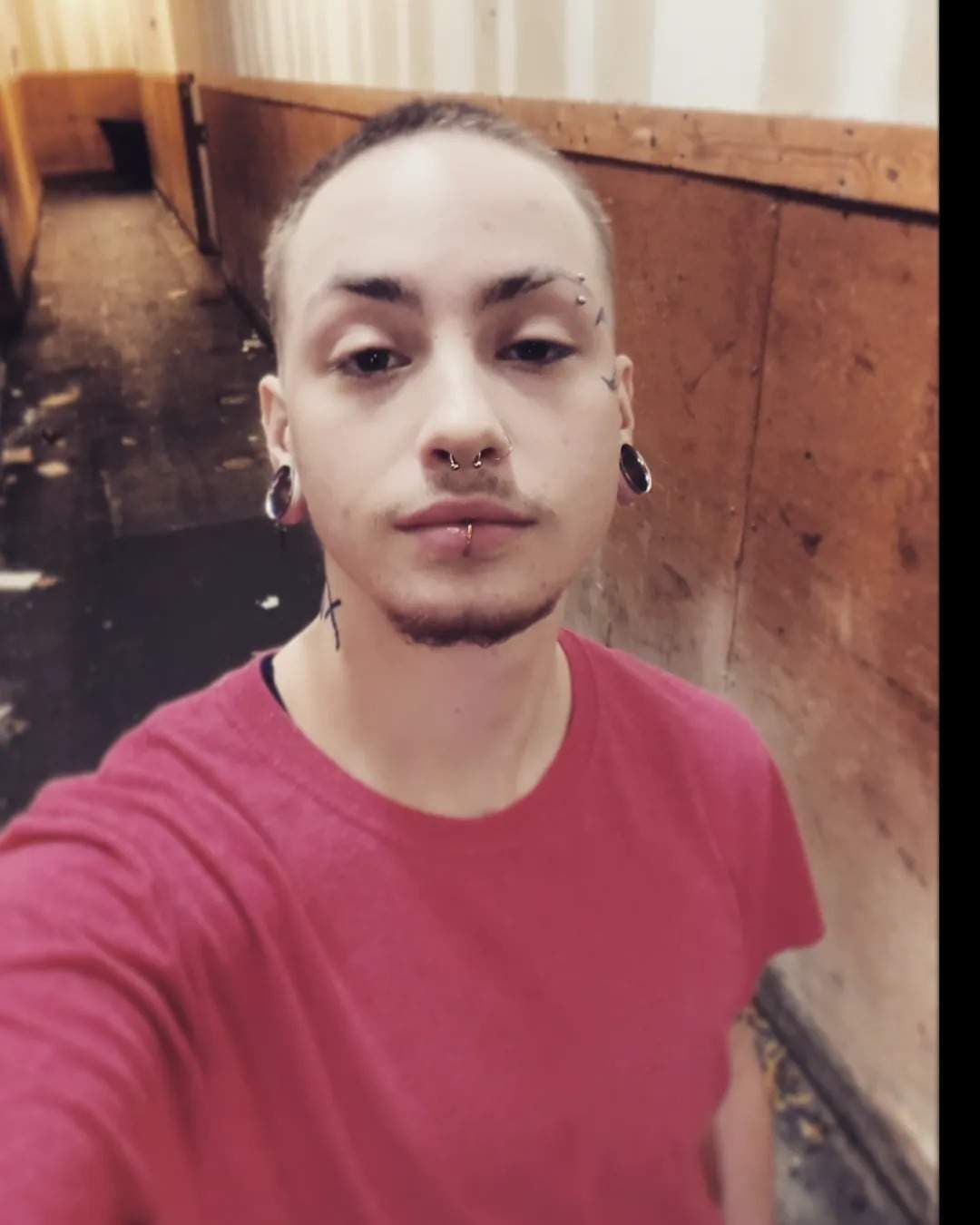 L