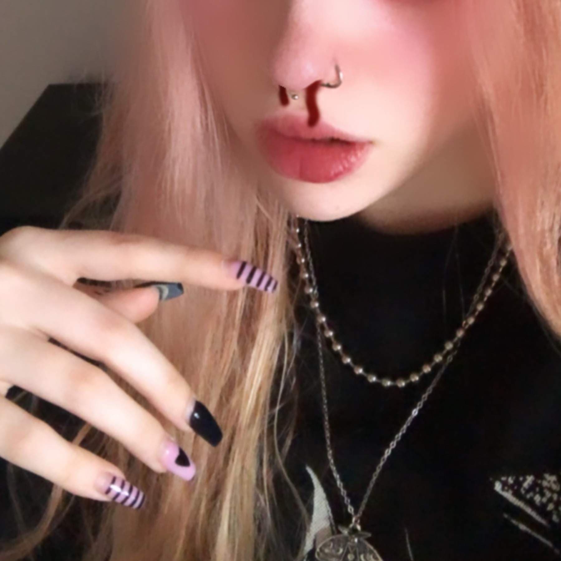 𝒽𝑜𝓃𝑒𝓎