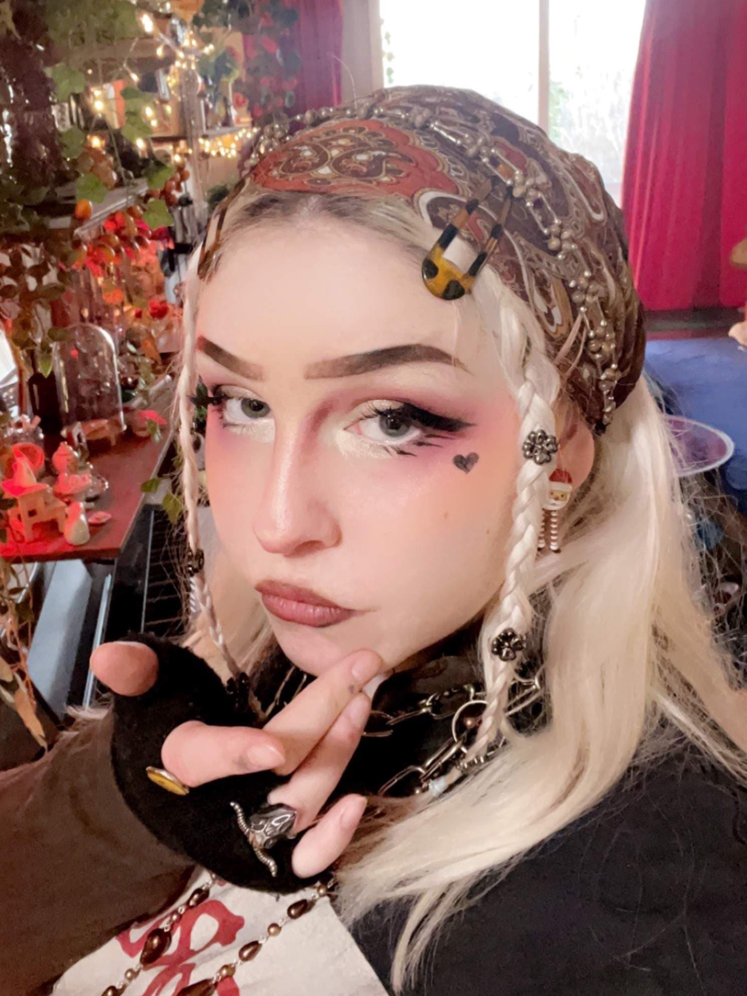 ❄️Icethot1❄️❣️behind the scenes ❣️