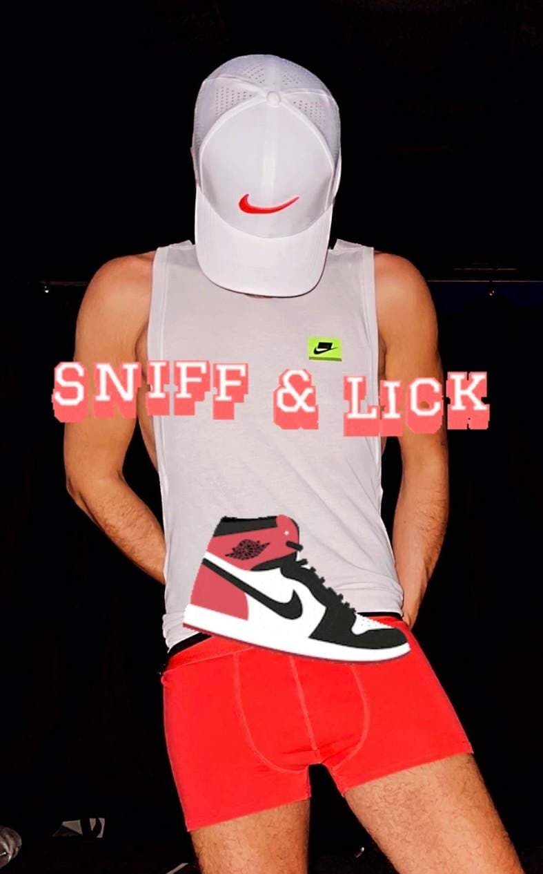 SNKRS