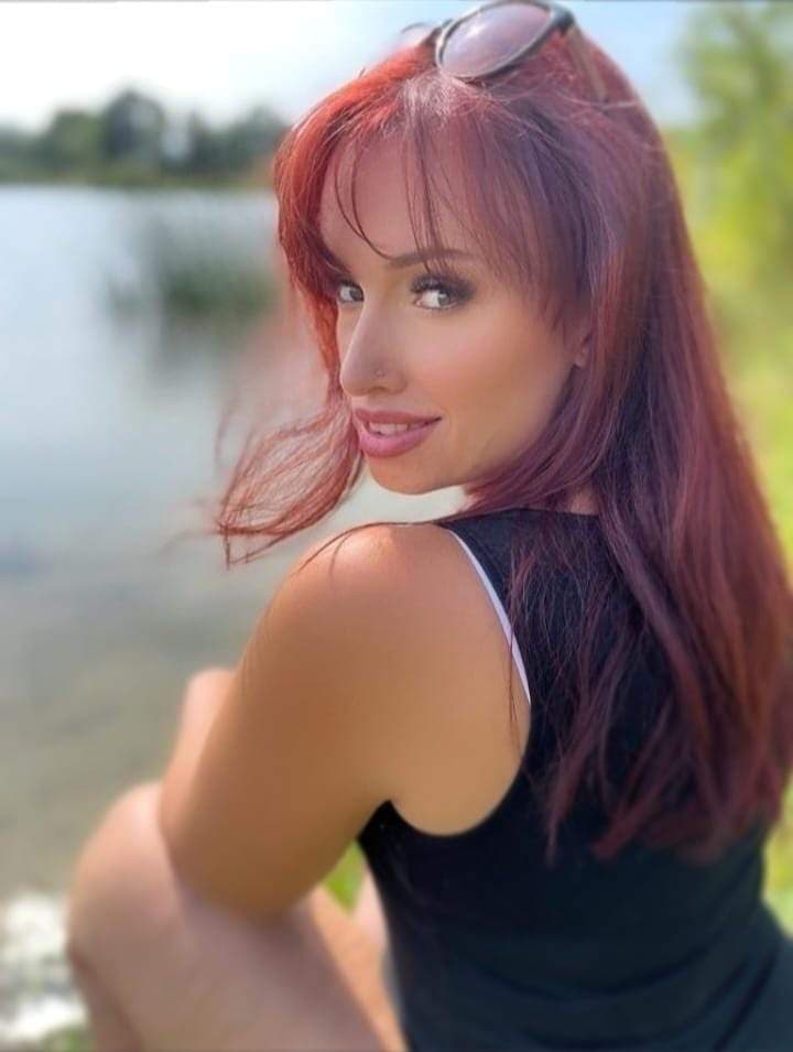Anne.Rose