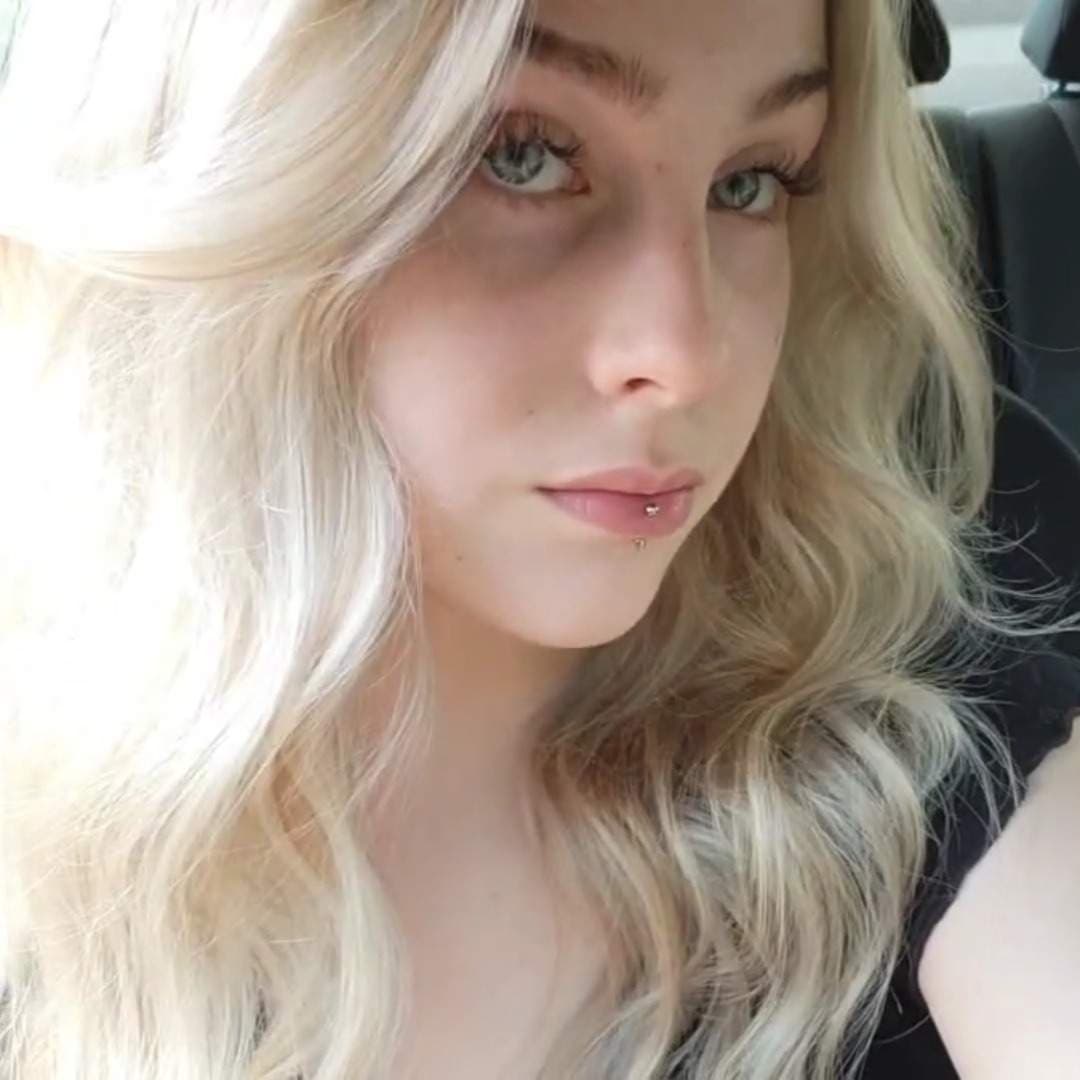 Faye 🖤