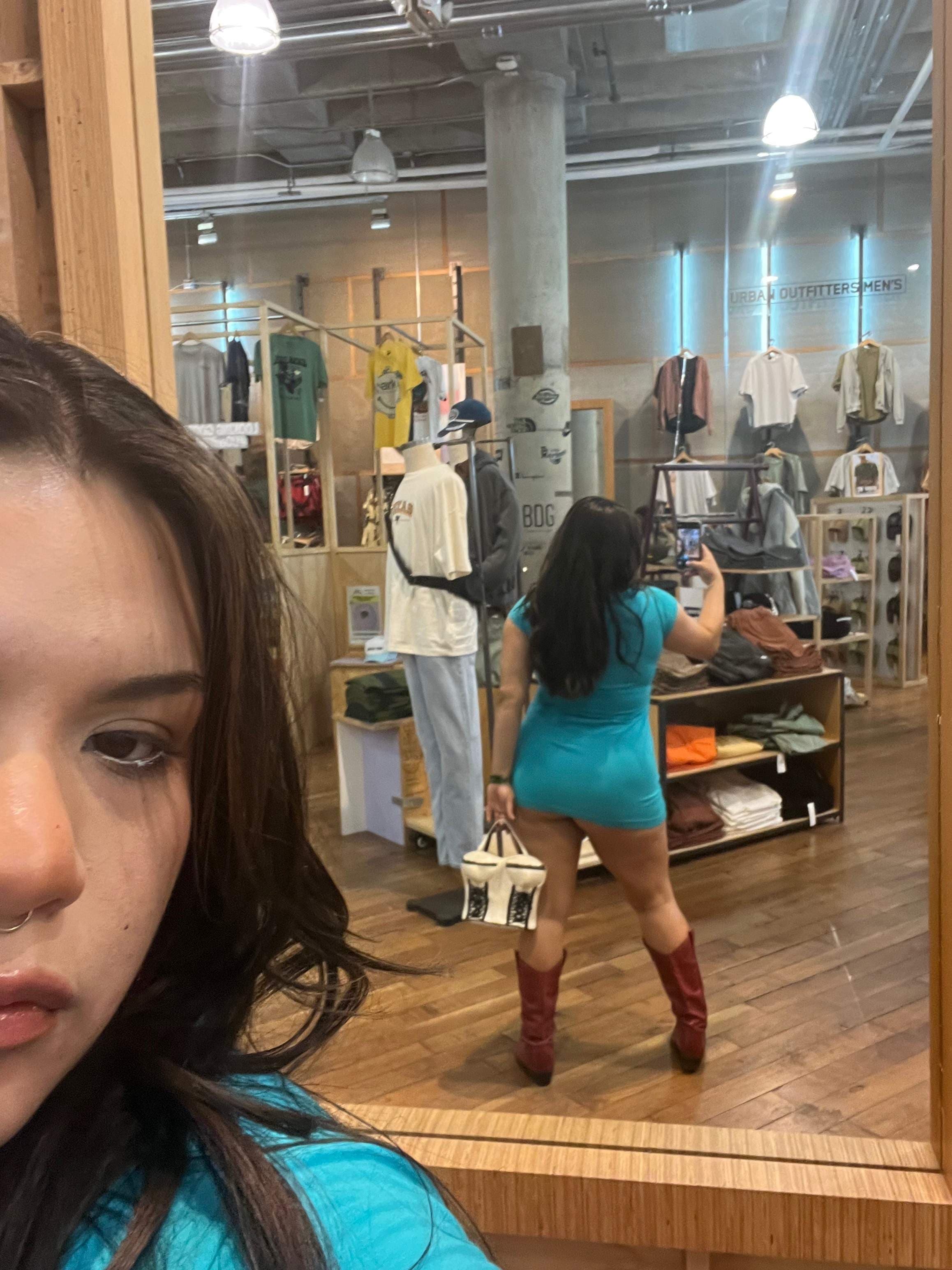 Monica🤍