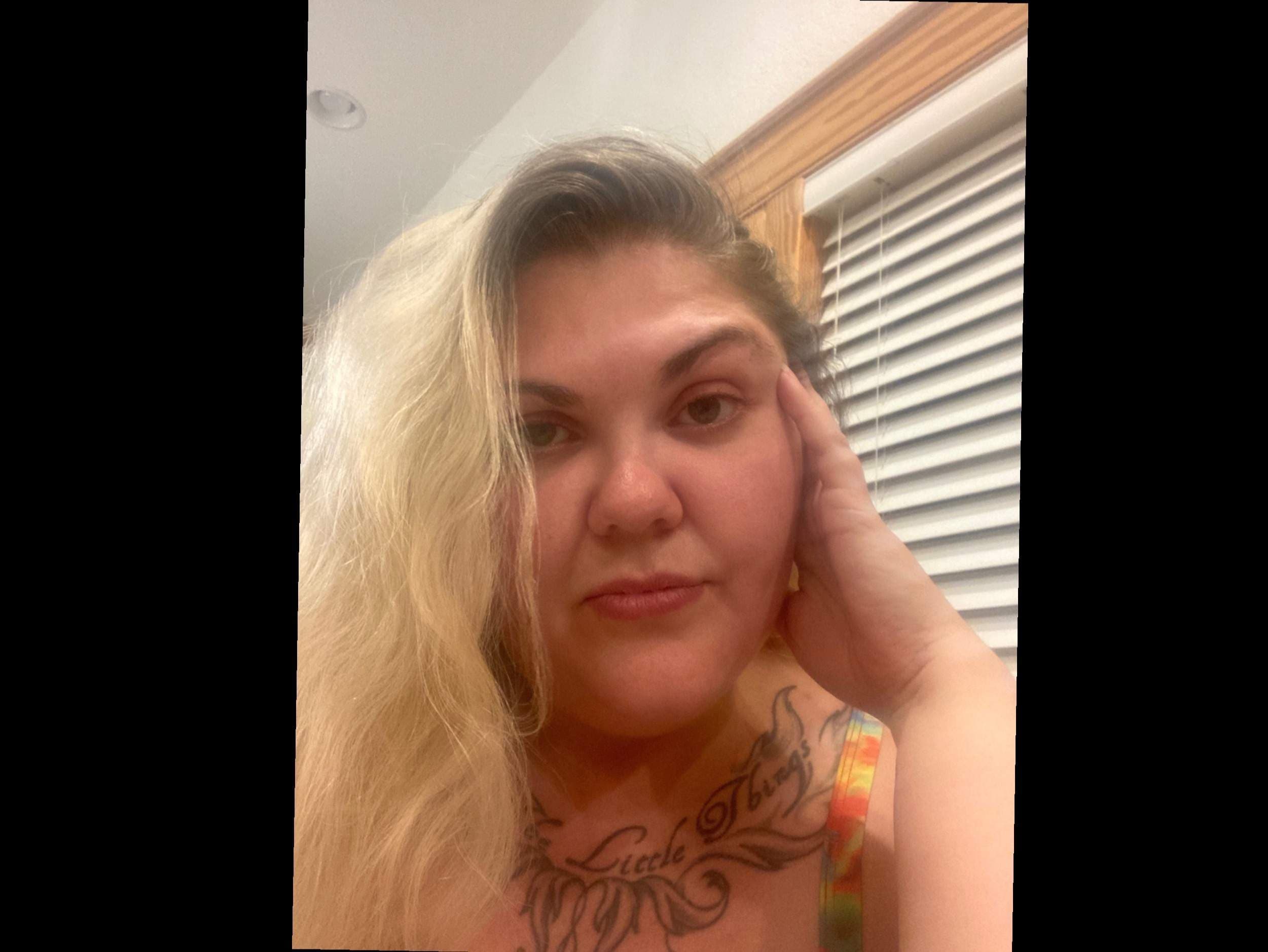 BlondeGamerFreePreview