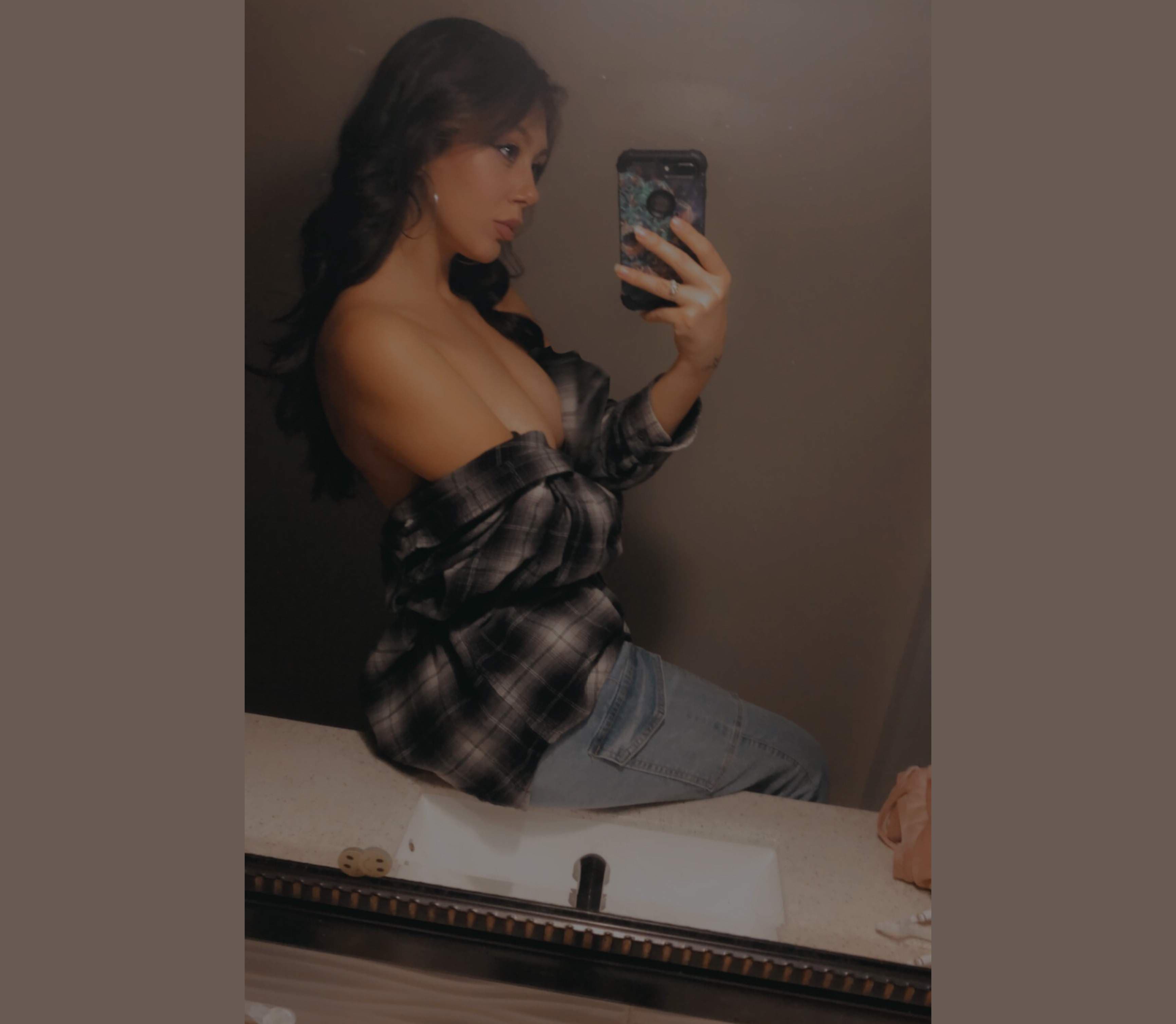 Nishia_Summerlynn 🌺