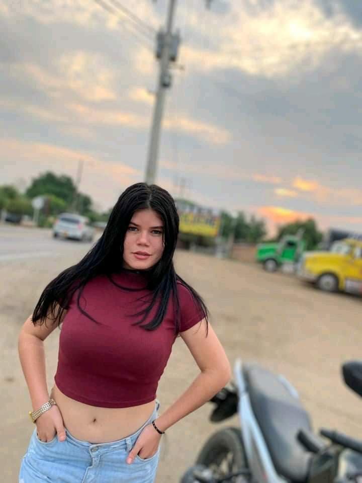 Lore🍒