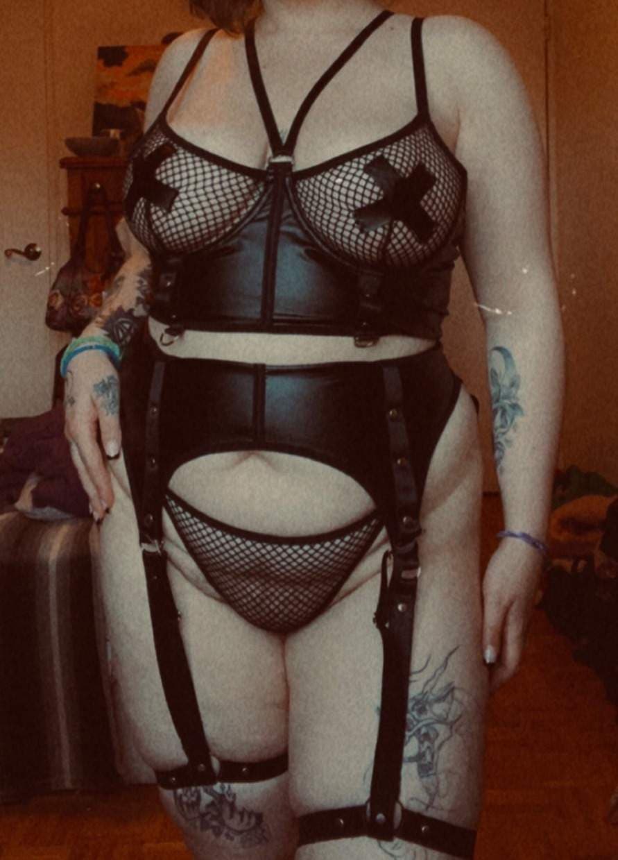 Thicc Goth Gf