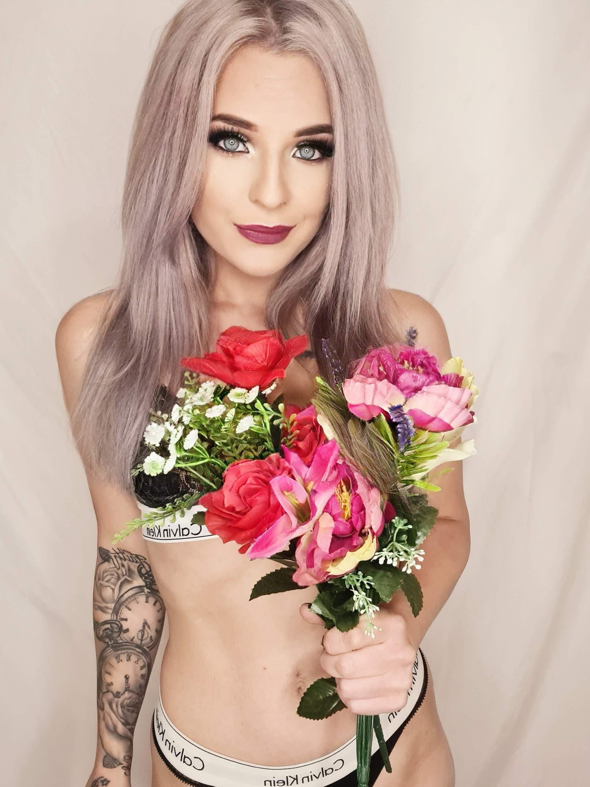 Scarlett Adams