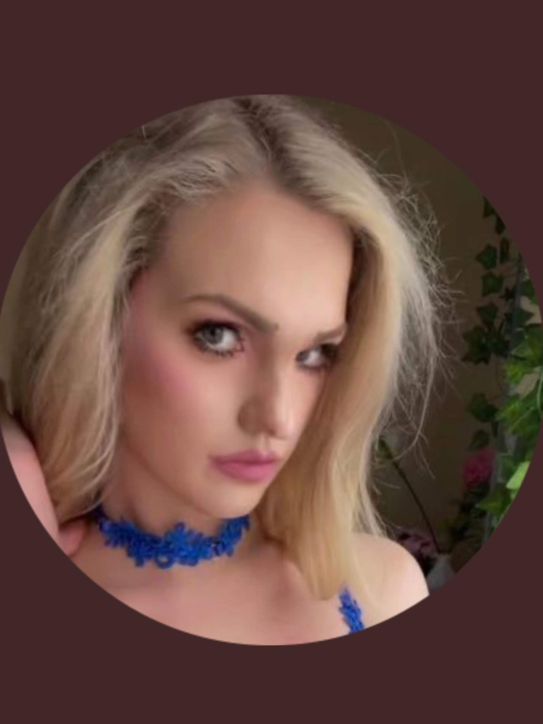 Sexy Lexi | Top 0.09%