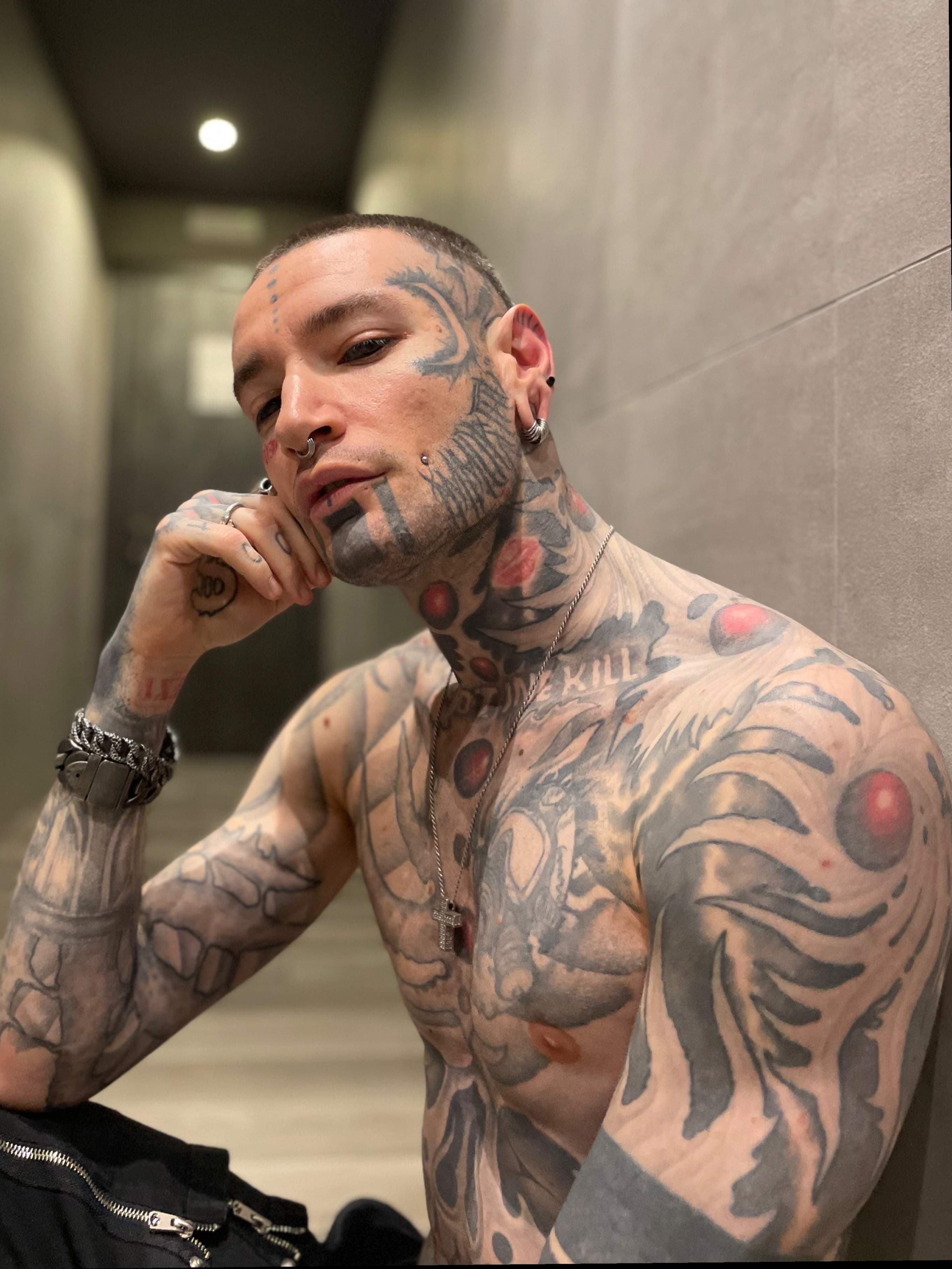 RYAN TATTOO NO PPV