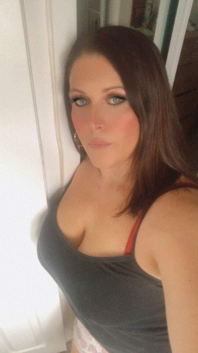 Bustylucyrosefree