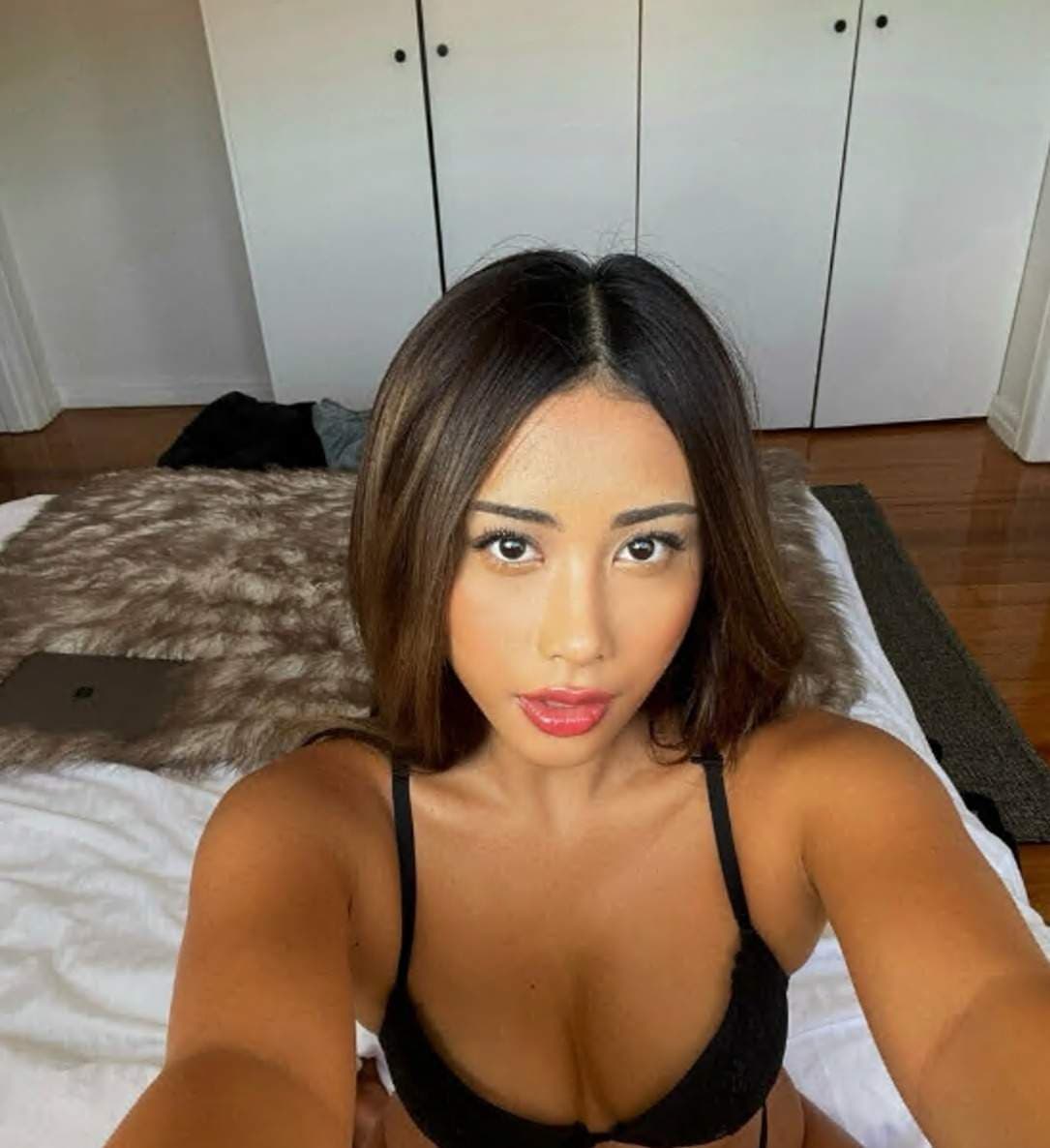 Kara J Lee
